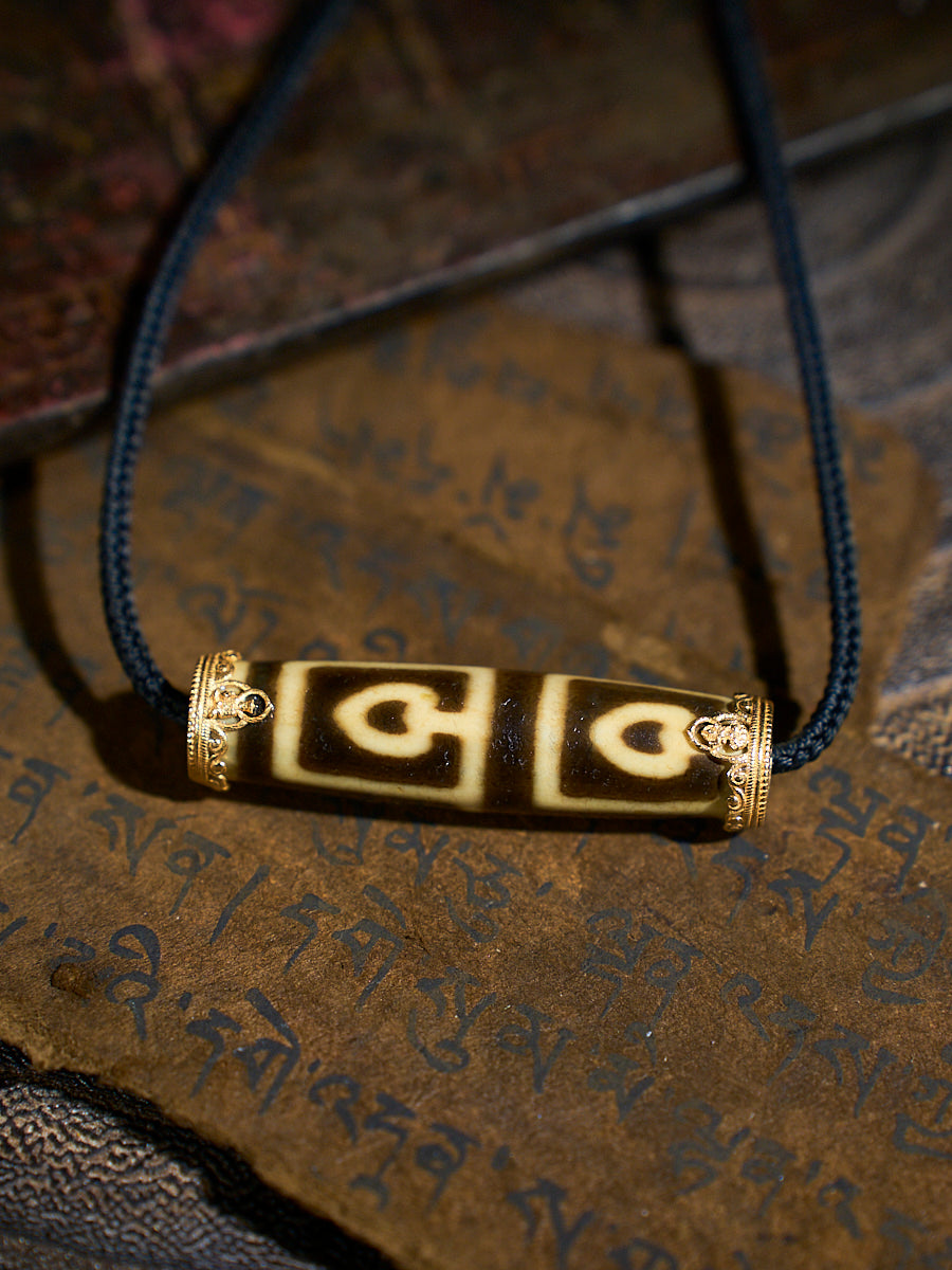 Enlightened Wisdom Bodhi Four-Eyed Agate 18K Gold Dzi Necklace