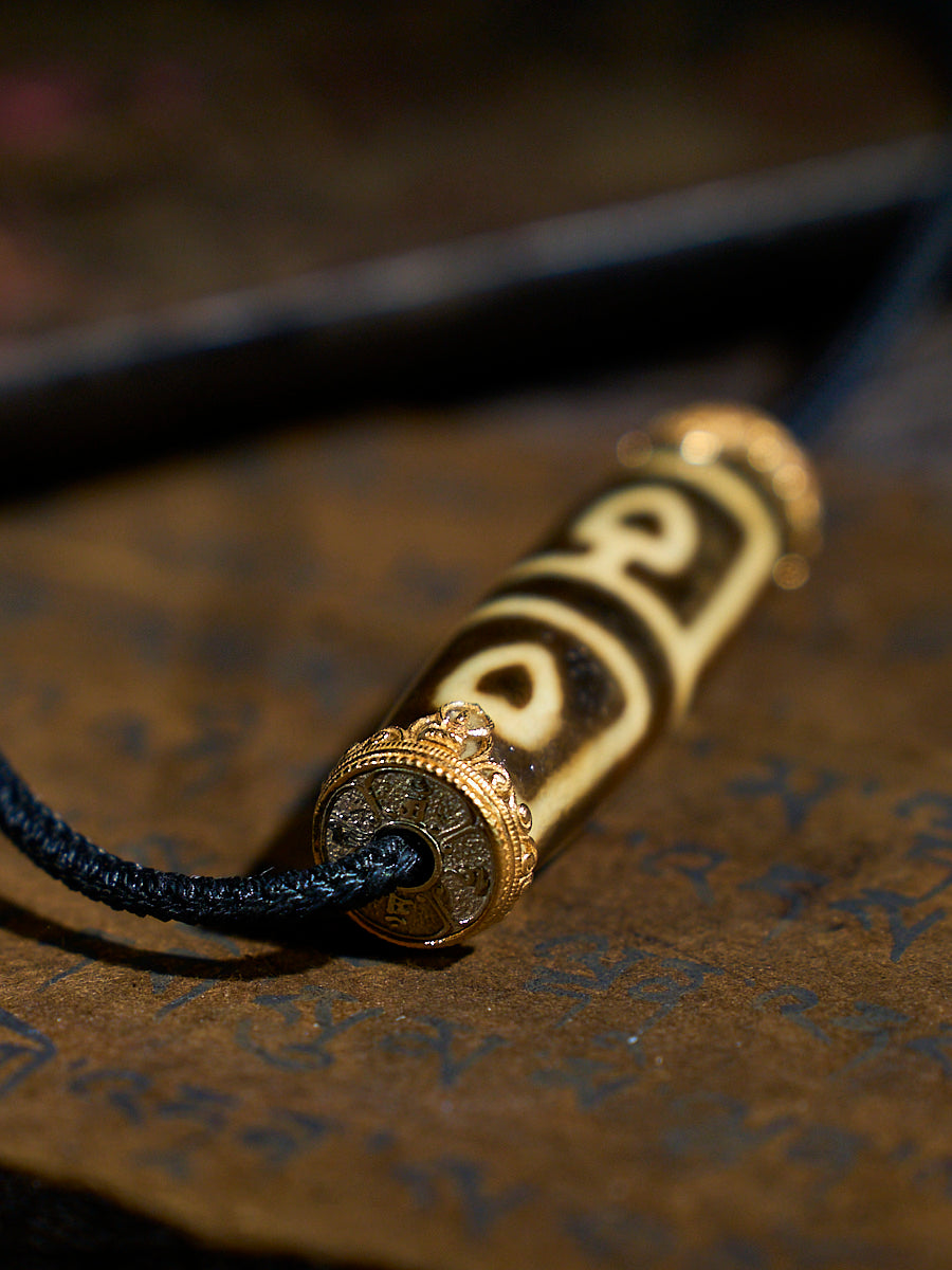 Enlightened Wisdom Bodhi Four-Eyed Agate 18K Gold Dzi Necklace