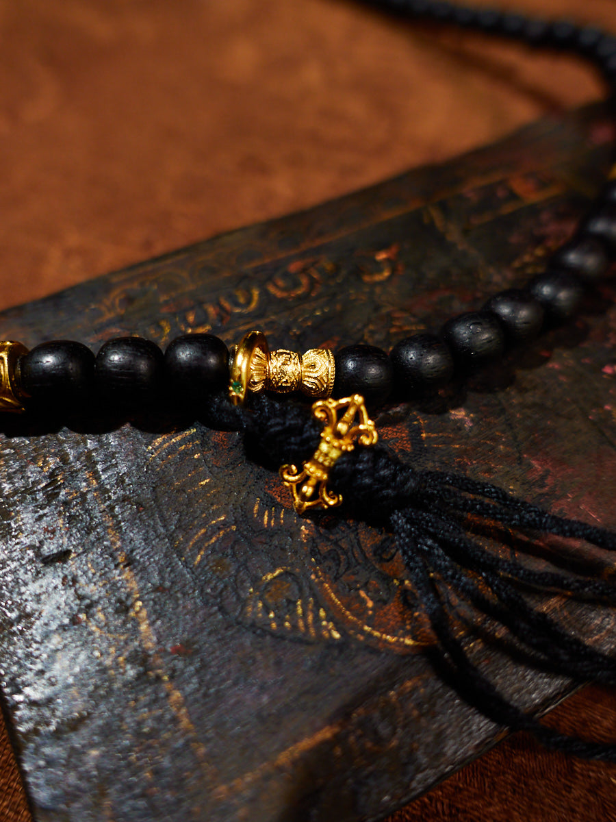 Serene Dual Vision Two-Eyed Dzi & Agarwood 18K Gold Necklace