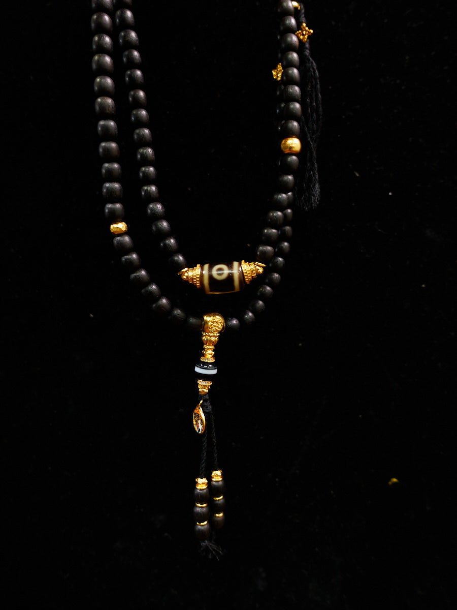 Serene Dual Vision Two-Eyed Dzi & Agarwood 18K Gold Necklace