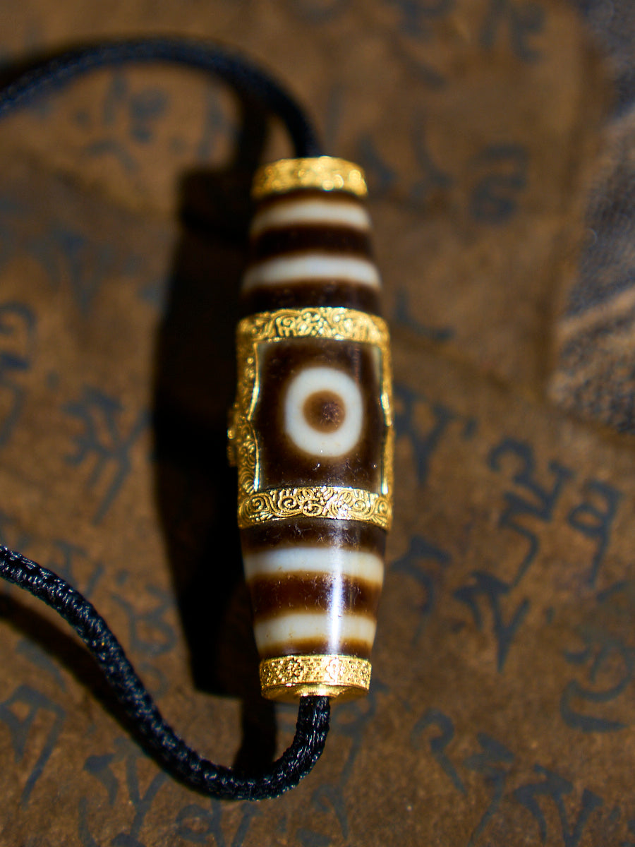 Heavenly Harmony Shangkan Heaven-Earth Agate 18K Gold Dzi Necklace