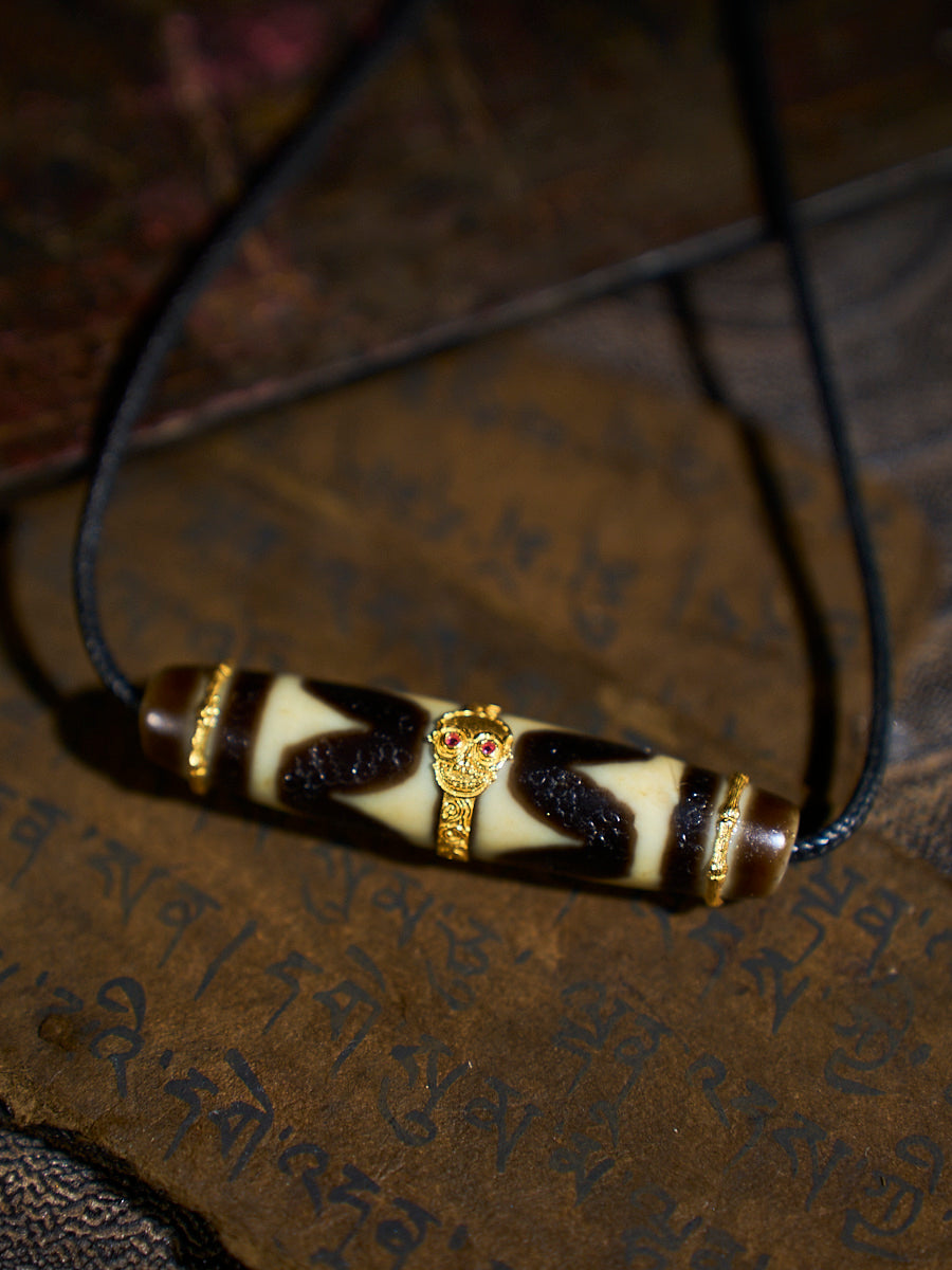 Fearless Strength Double Tiger-Tooth Agate 18K Gold Dzi Necklace
