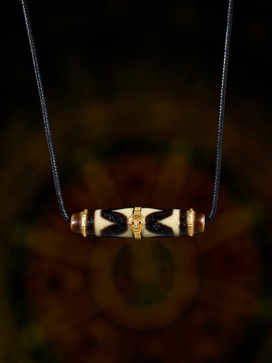 Fearless Strength Double Tiger-Tooth Agate 18K Gold Dzi Necklace