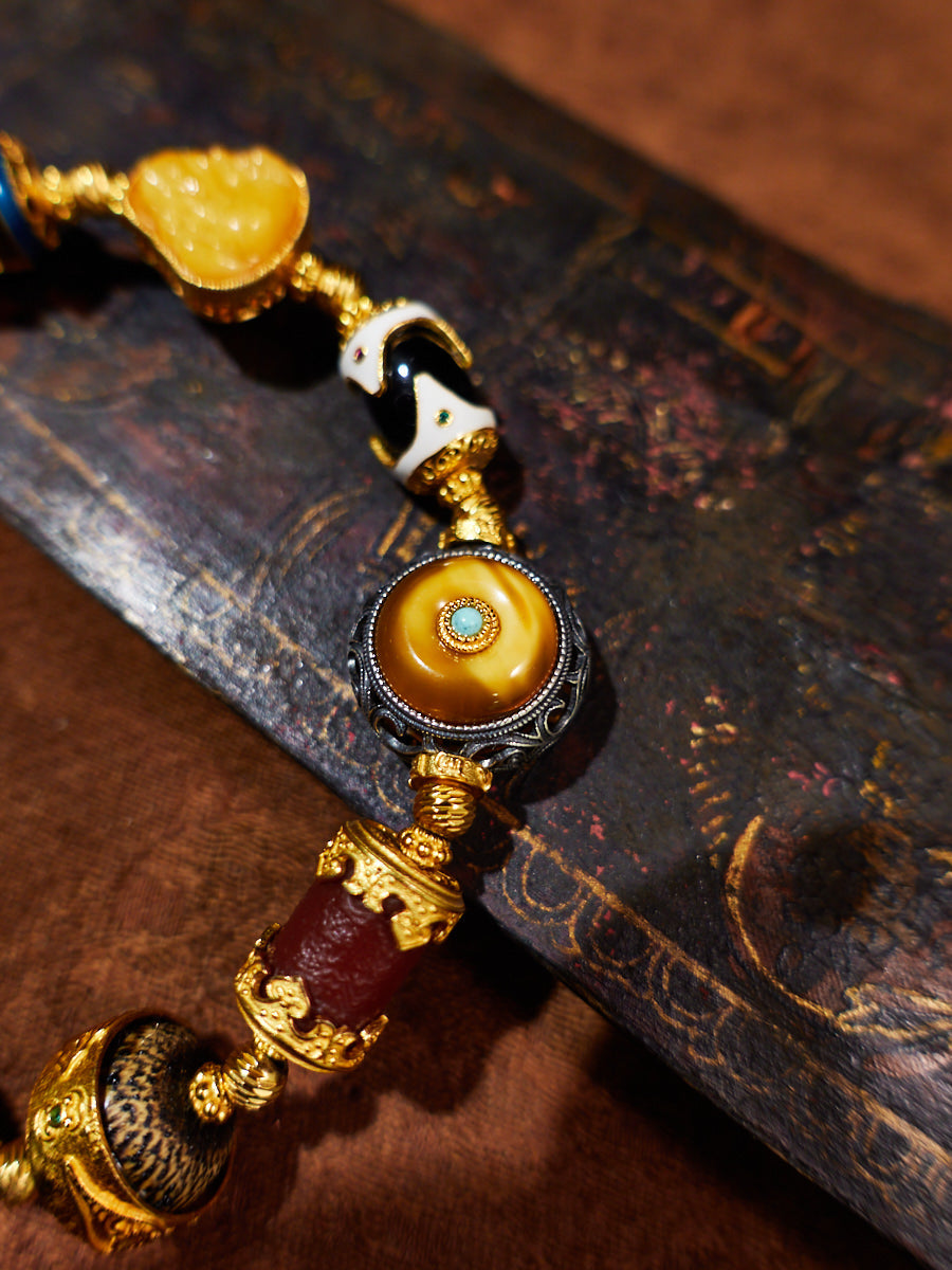 Four Treasure Vases Multicolor Agarwood 18K Gold Bracelet
