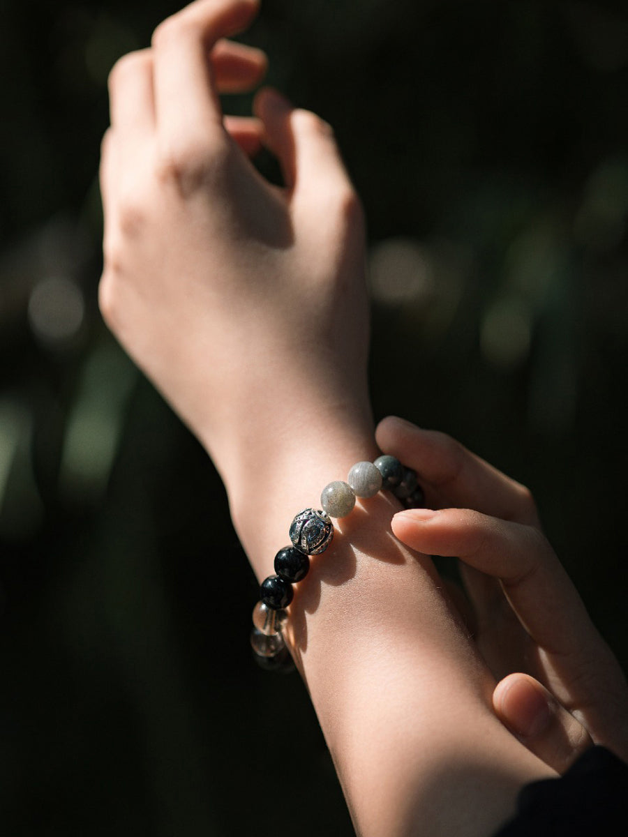 Hundred-Syllable Mantra Many Treasures Protection Bracelet