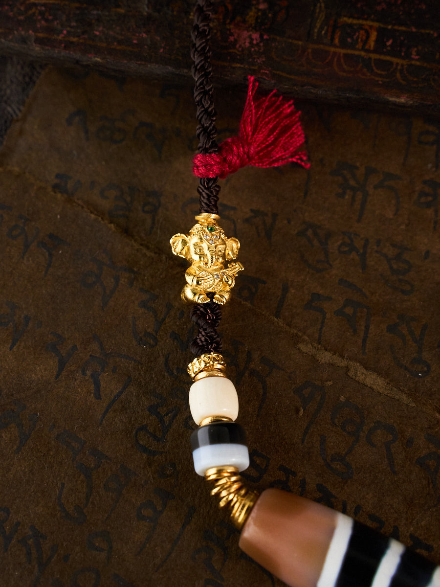 Five Pathways of Abundance & Supreme Fortune – Five-Line Dzi Bead Ganesha Handmade Necklace