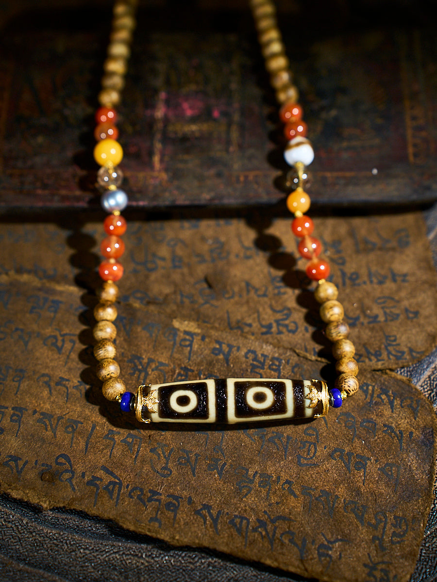 Blessed Wisdom Four-Eyed Agate & Agarwood 18K Gold Necklace