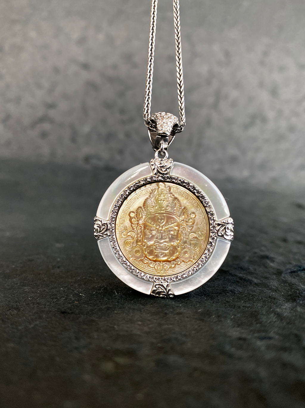 Shell Yellow Jambhala of Wealth Necklace