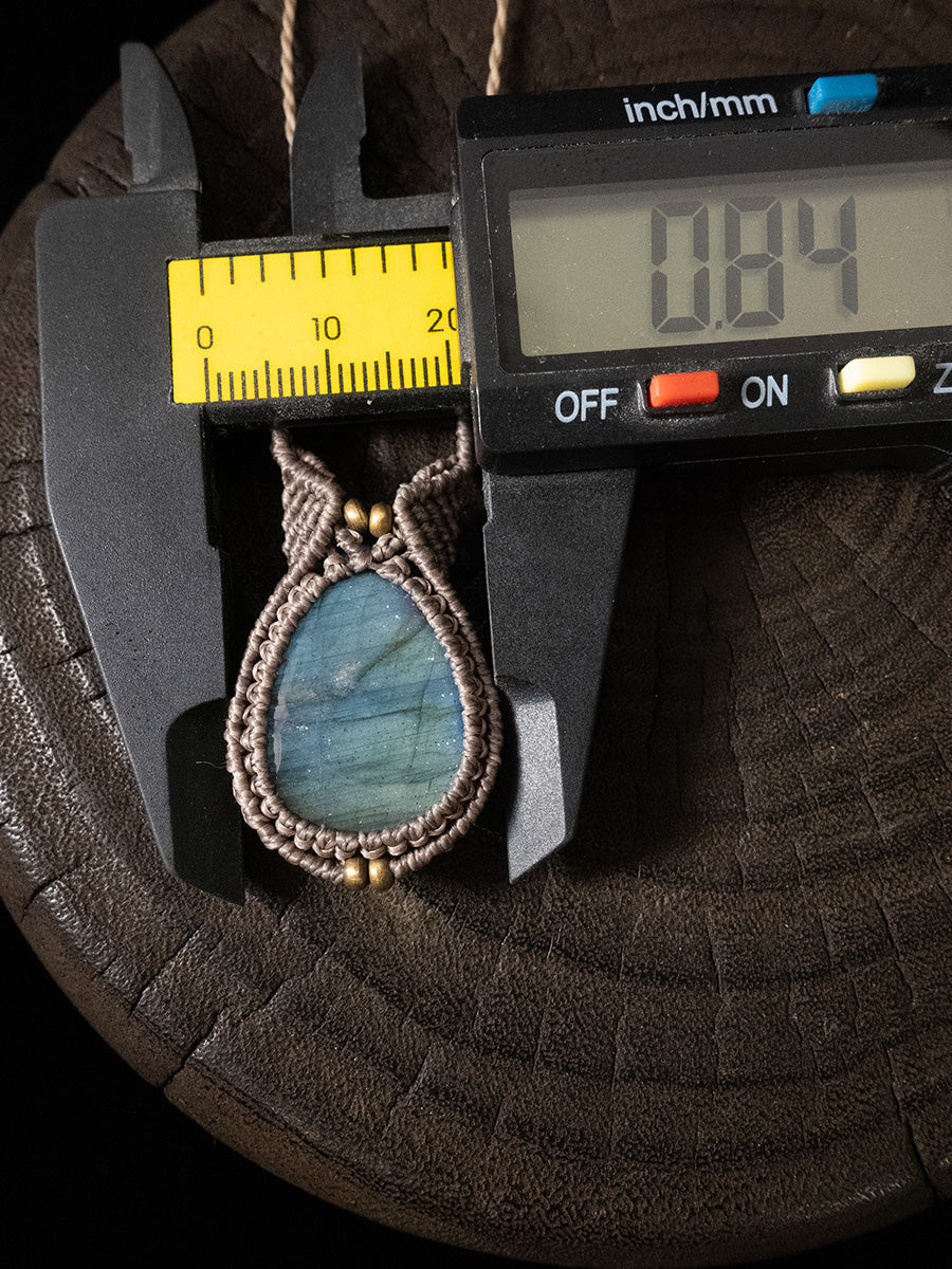 Echo of Peace Labradorite Wax Rope Necklace