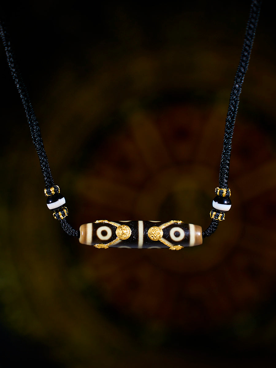 Fortune Path Zigzag Eight-Eyed Agate 18K Gold Dzi Necklace