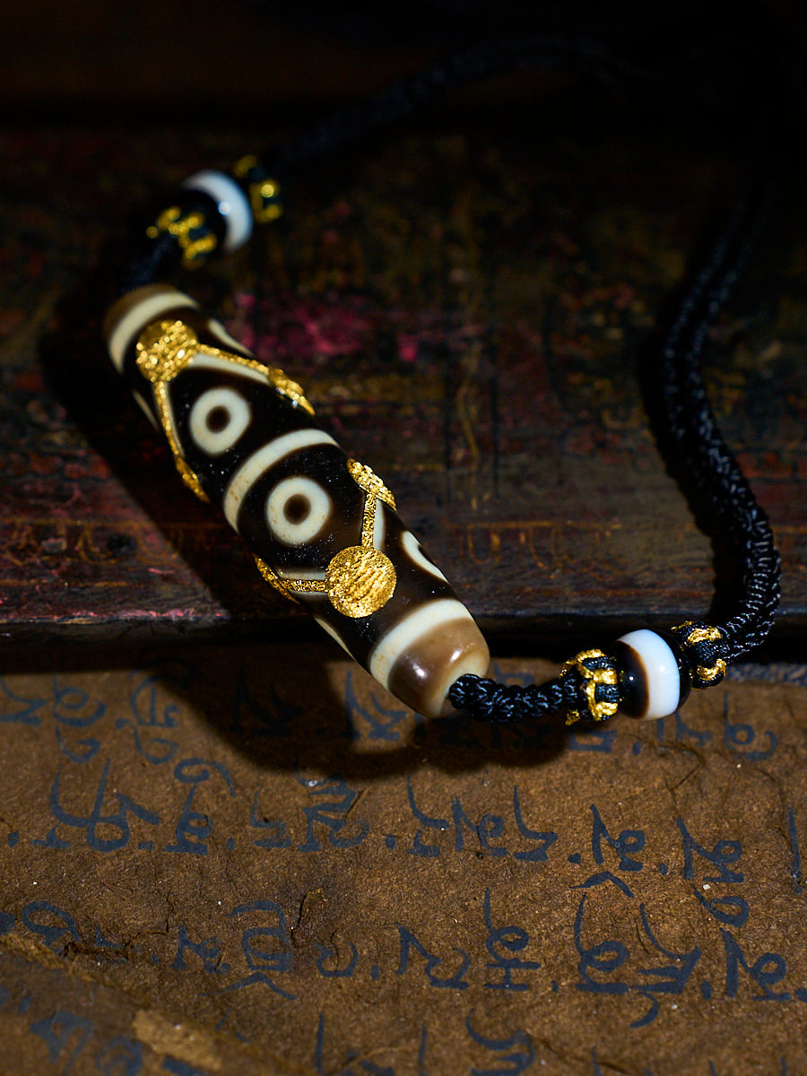 Fortune Path Zigzag Eight-Eyed Agate 18K Gold Dzi Necklace