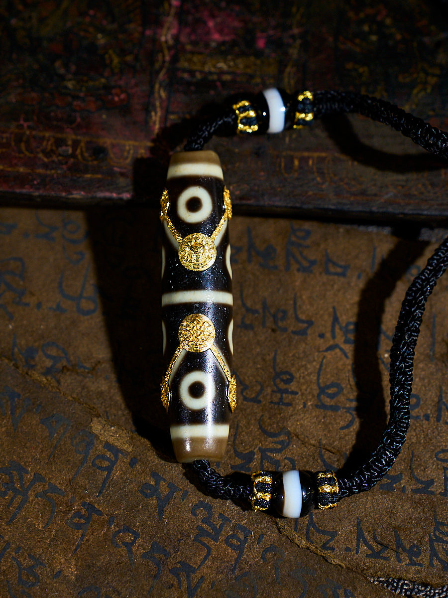 Fortune Path Zigzag Eight-Eyed Agate 18K Gold Dzi Necklace