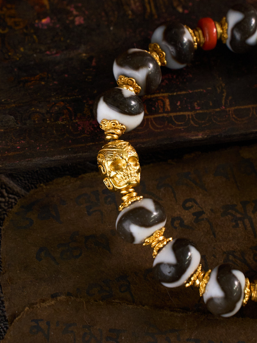 Fierce Guardian & Boundless Luck – Tiger Tooth & Adai Totem Dzi Bead Pixiu Handmade Bracelet