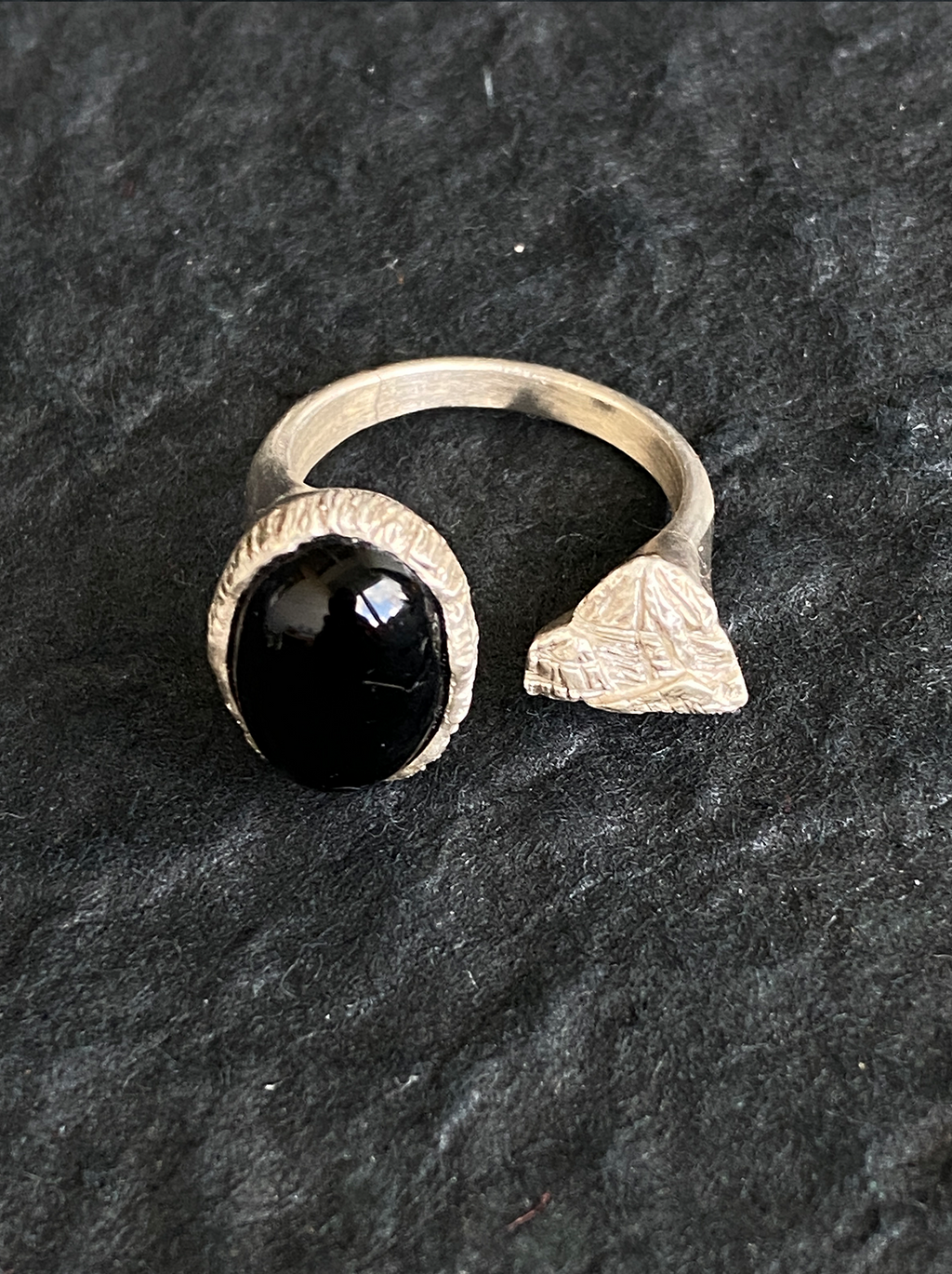KAILASH ENERGY Chakra Awakening Ring Seven Chakra Gemstone Sterling Silver Adjustable