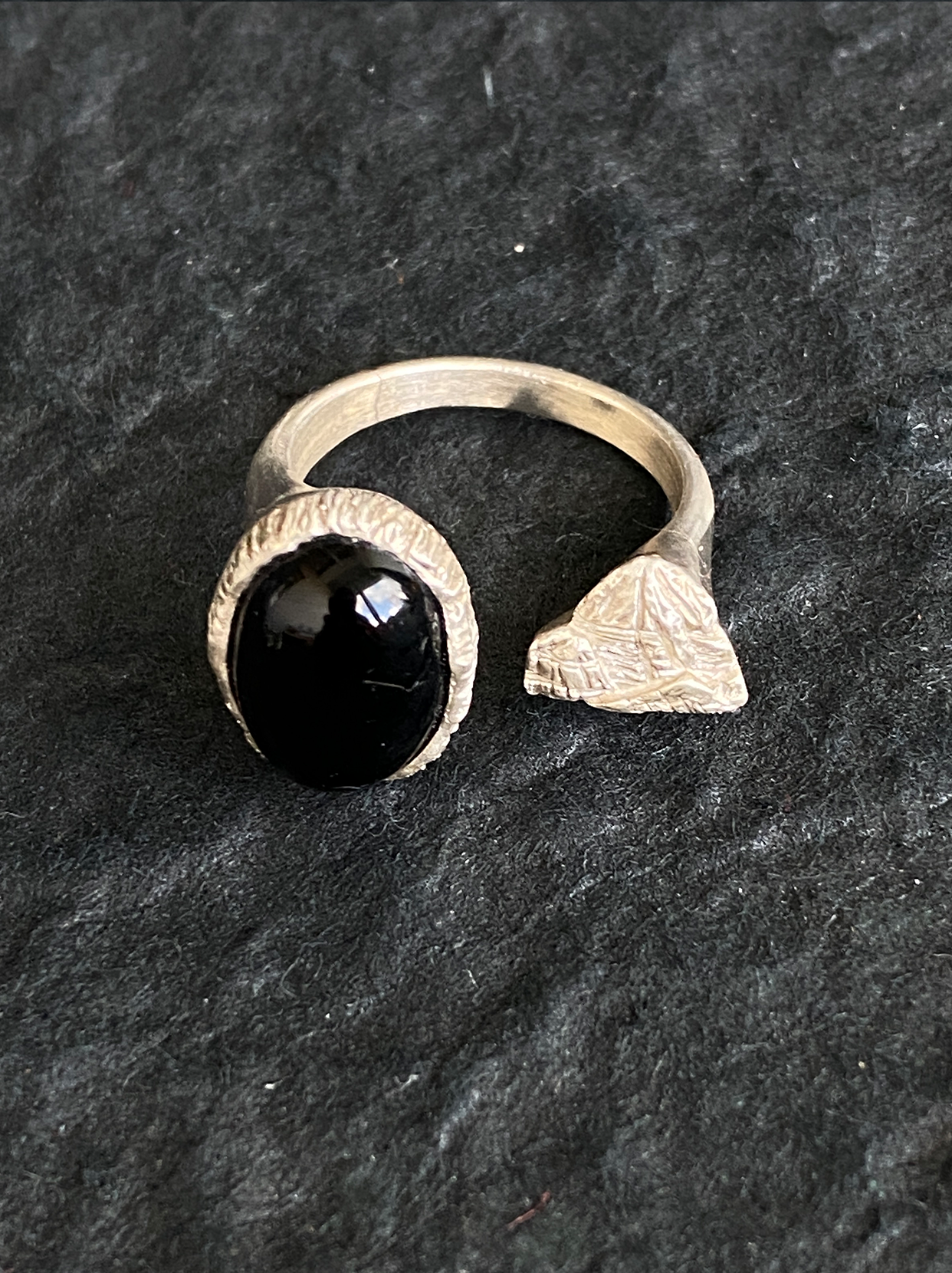 KAILASH ENERGY Chakra Awakening Ring Seven Chakra Gemstone Sterling Silver Adjustable