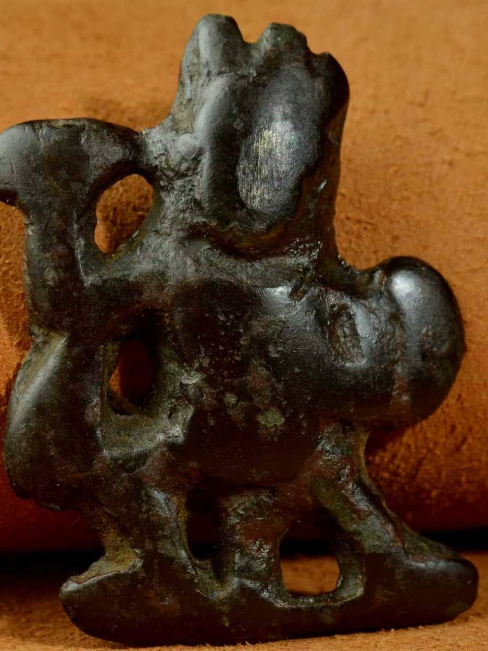 Song–Yuan Thokcha Vajrapani Black Lacquer Patina Amulet