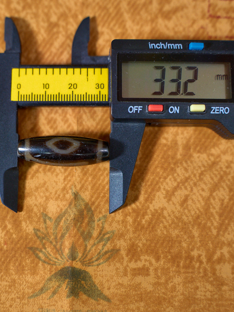 Mandala Guardian Tibetan Medicinal Agate Dzi Bead