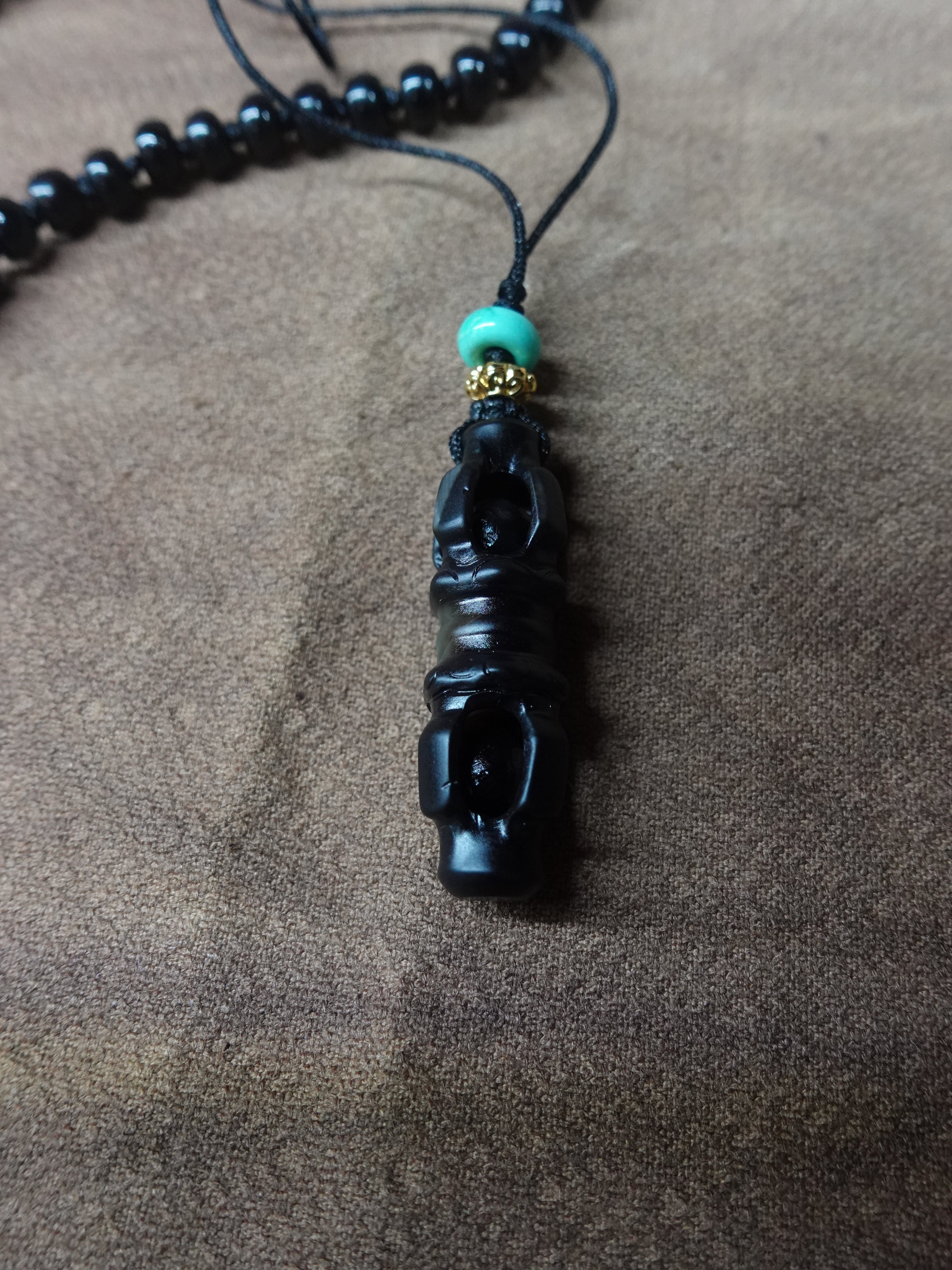 Himalayan Goddess Lotus Double-sided Dzi Bead Necklace