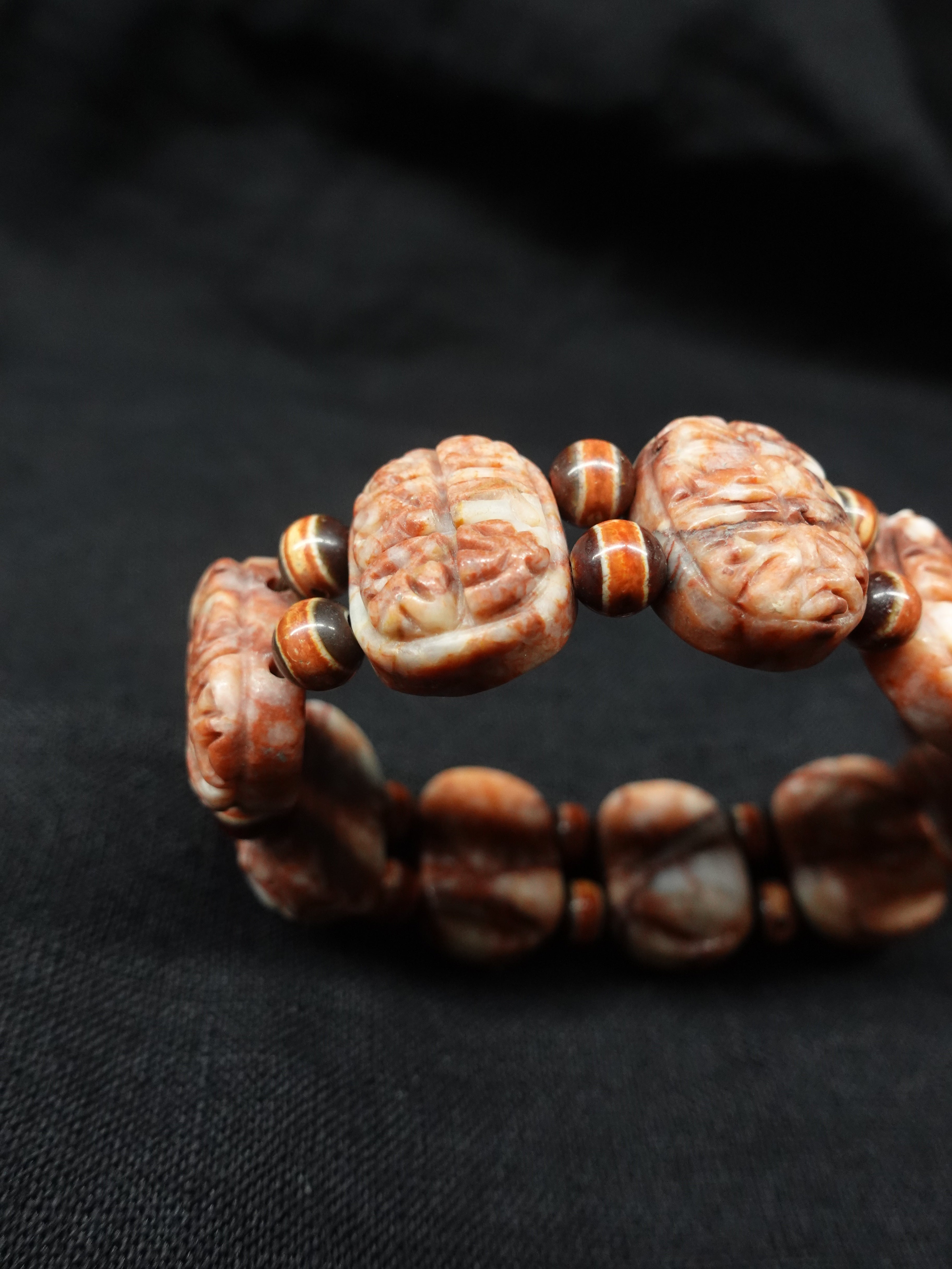 God of Wealth Mantra Dragon Pattern Sharira Beads Dzi Bead Bracelet