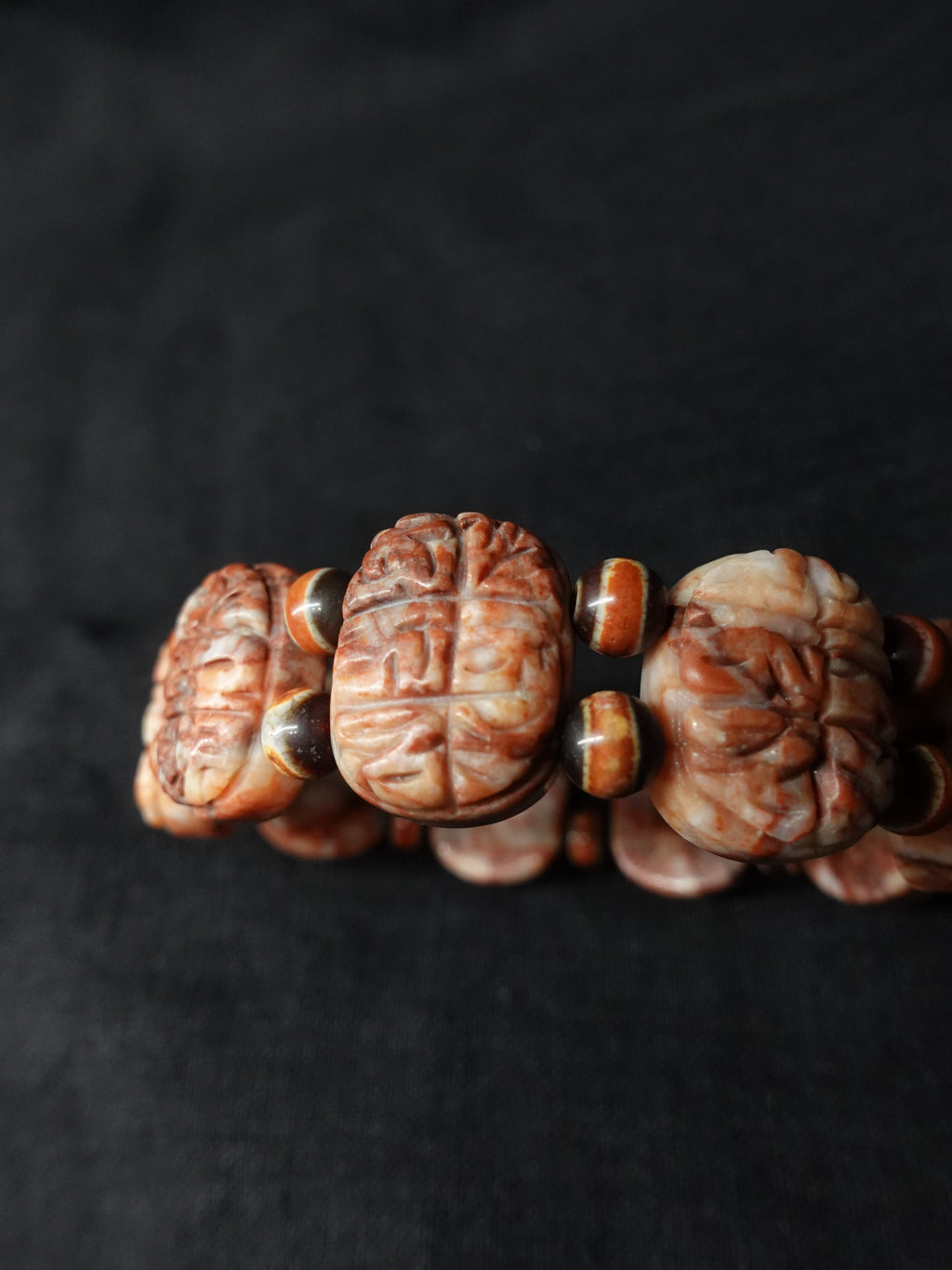 God of Wealth Mantra Dragon Pattern Sharira Beads Dzi Bead Bracelet