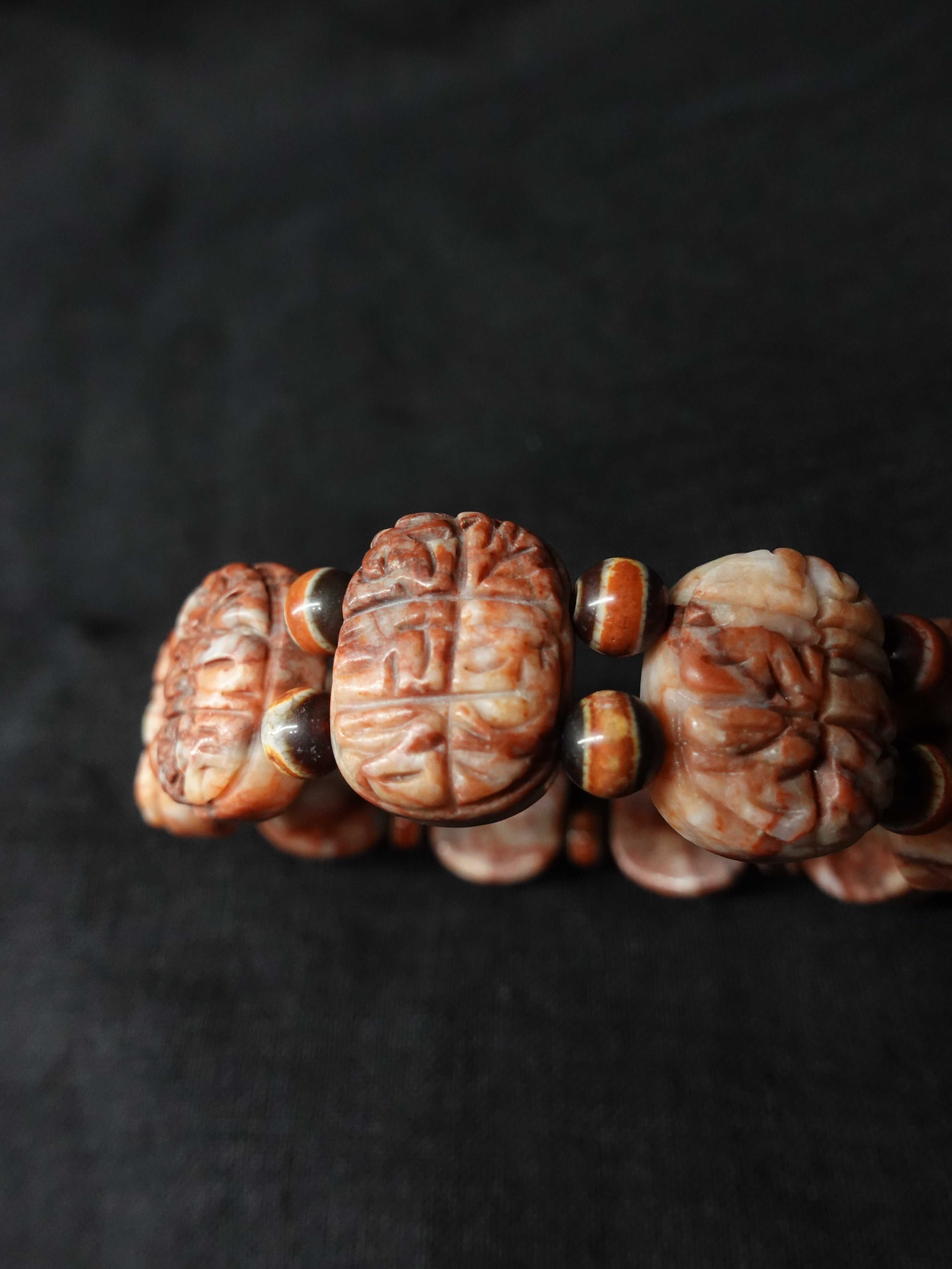God of Wealth Mantra Dragon Pattern Sharira Beads Dzi Bead Bracelet