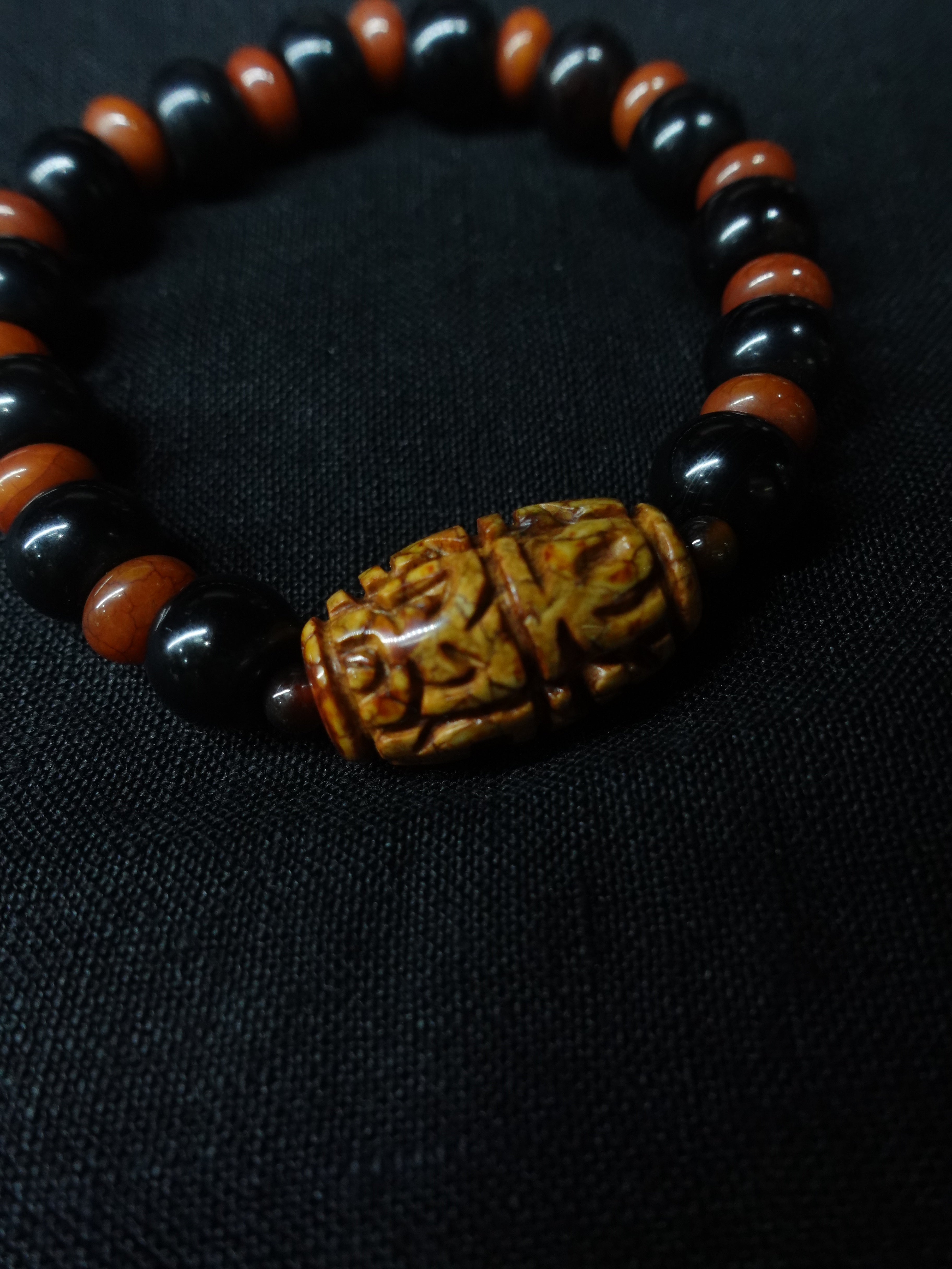 Fired dragon pattern God of Wealth mantra bracelet