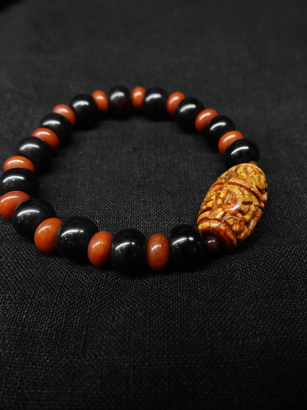 Fired dragon pattern God of Wealth mantra bracelet