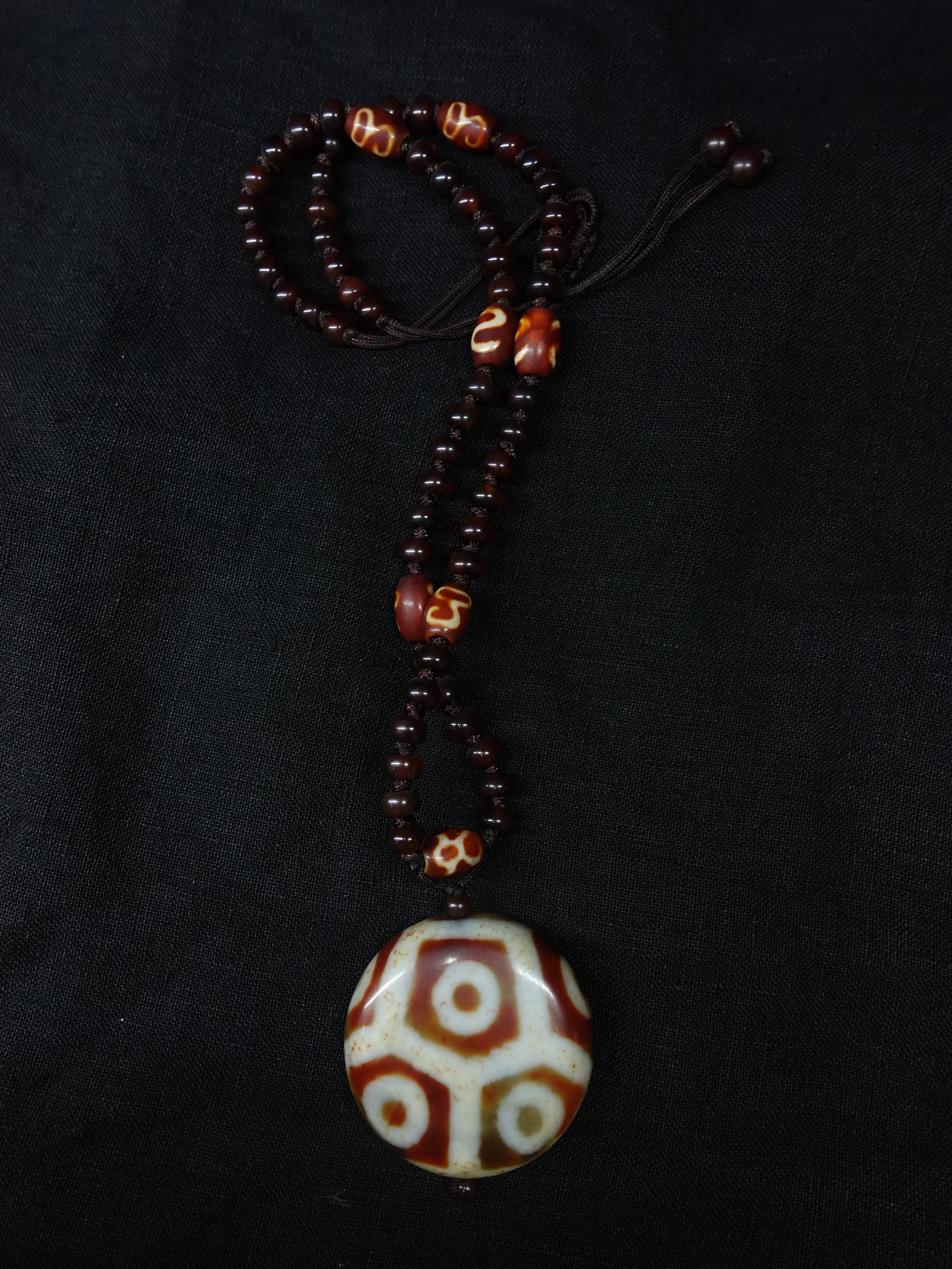 Longevity, Wealth Energy Eight-eyed turtle shell Dzi bead lotus multi-totem necklace