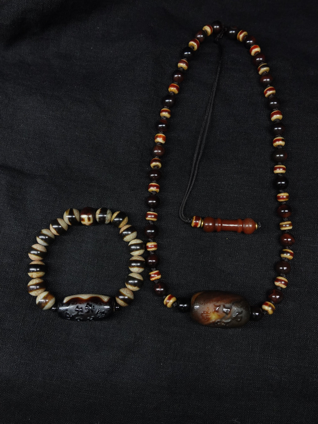 Large Plate Bottle-shaped Dzi Bead Bracelet