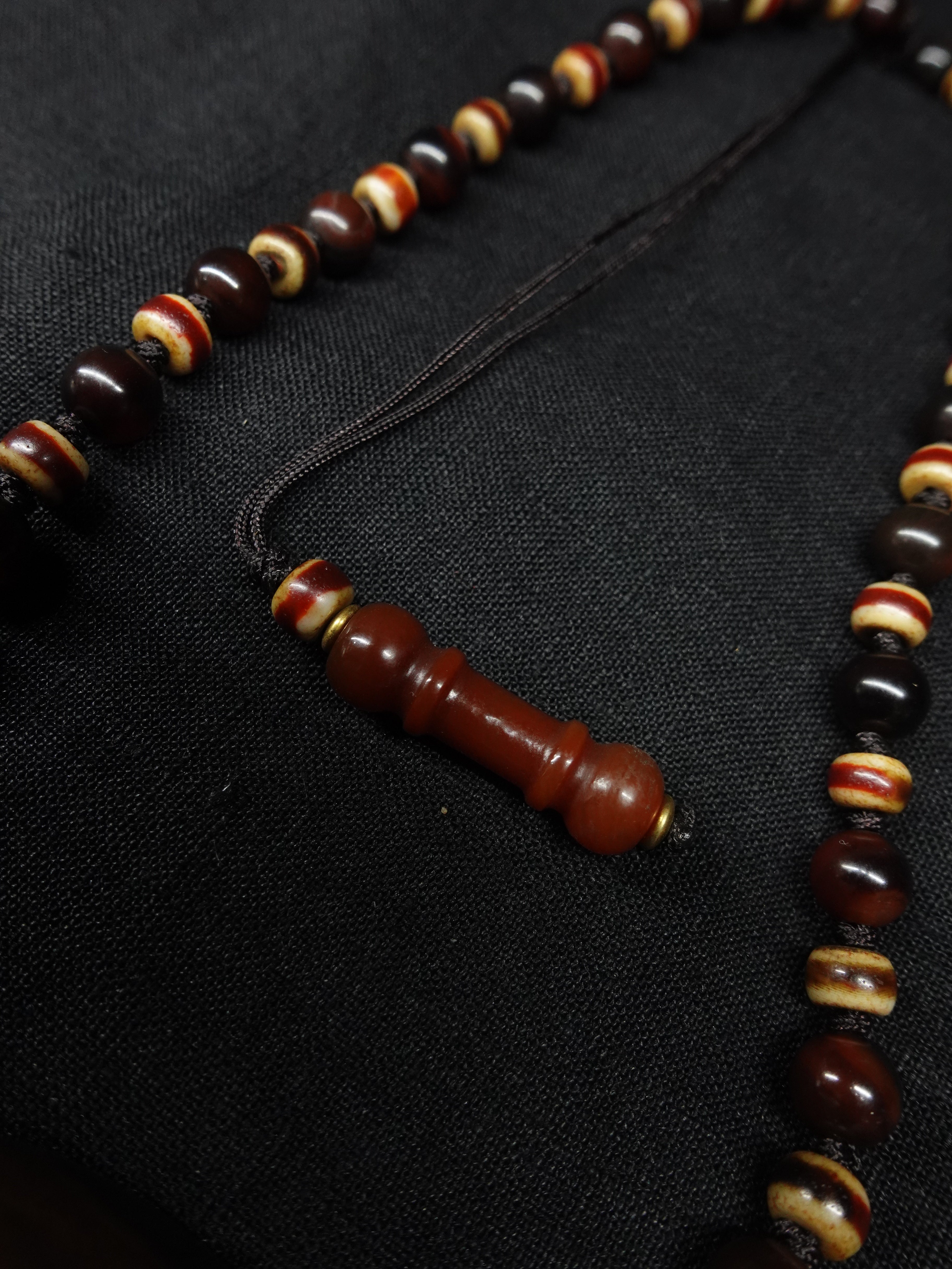 Old Agate Six-Syllable Mantra Bodhi Dzi Bead Necklace