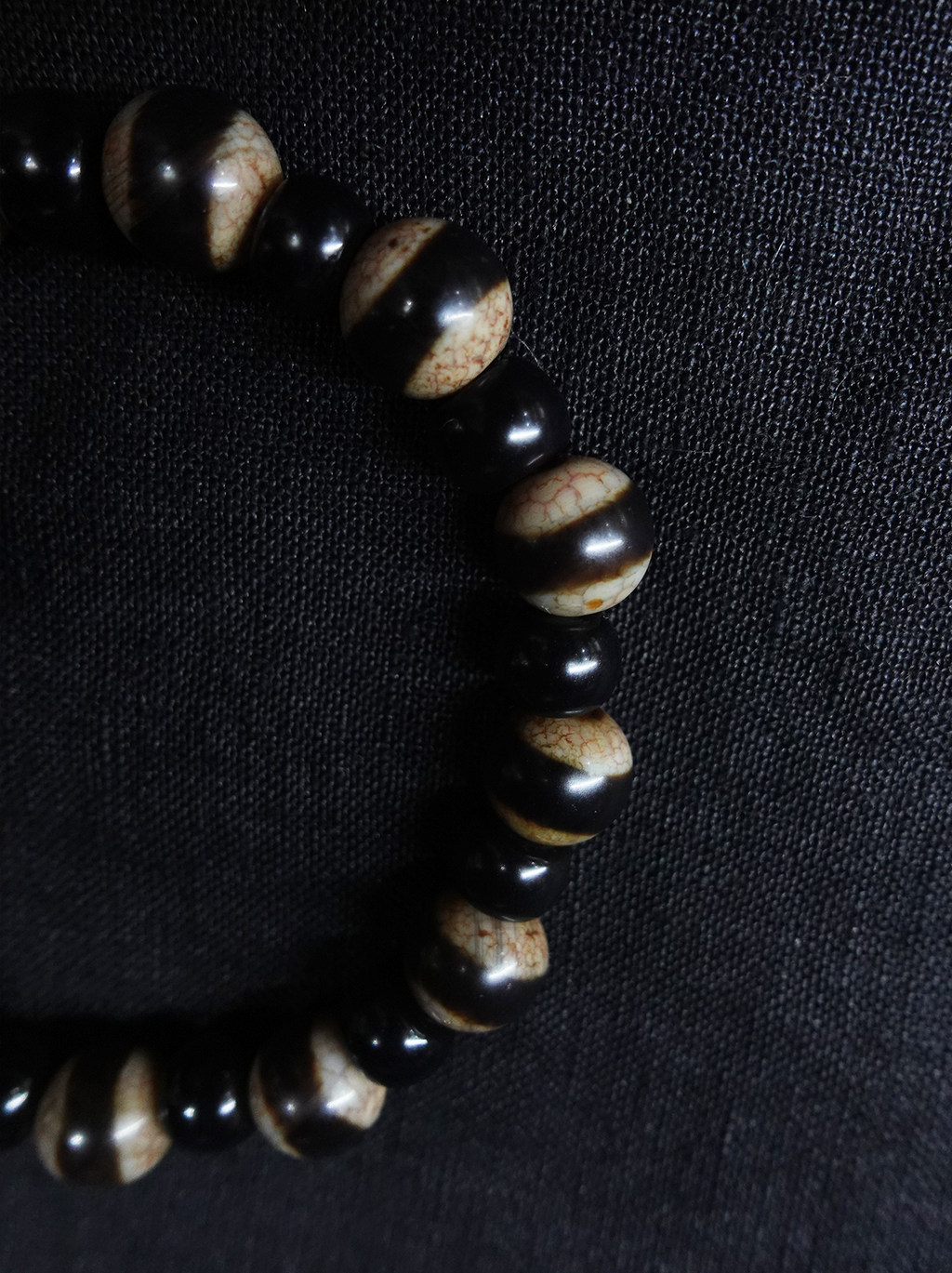 Large Plate Bottle-shaped Dzi Bead Bracelet