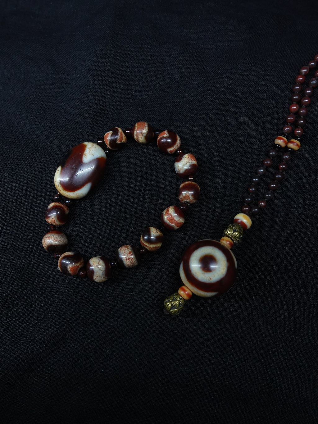 Aka(Tulku Lama)  Dzi bead Necklace
