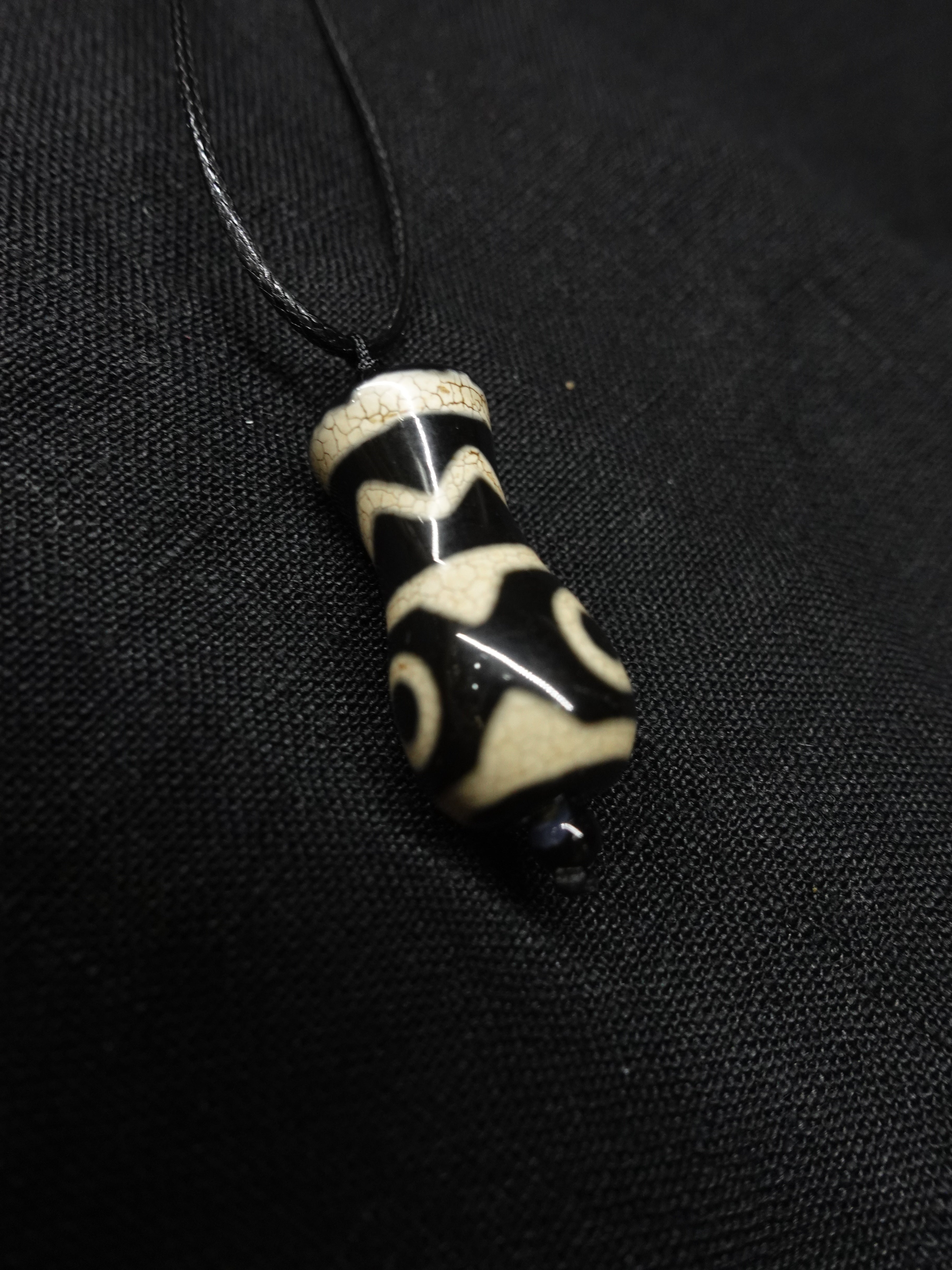 Water Wave Tiger Tooth Pattern Dzi bead Combined Treasure Bottle Necklace for healthy and wealthy