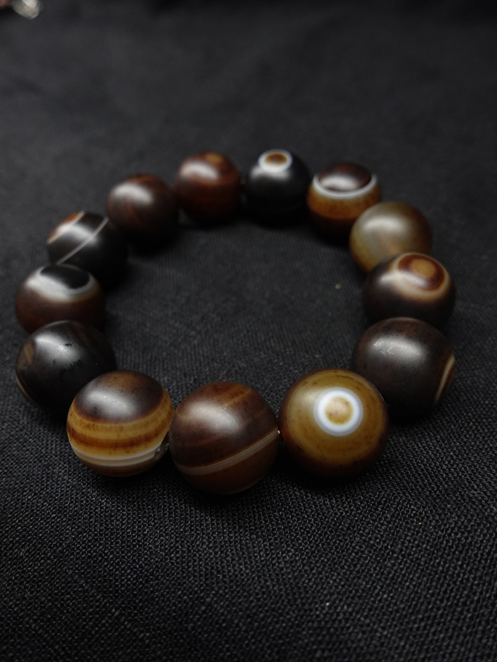 Sacred Eye Dzi bead bracelet