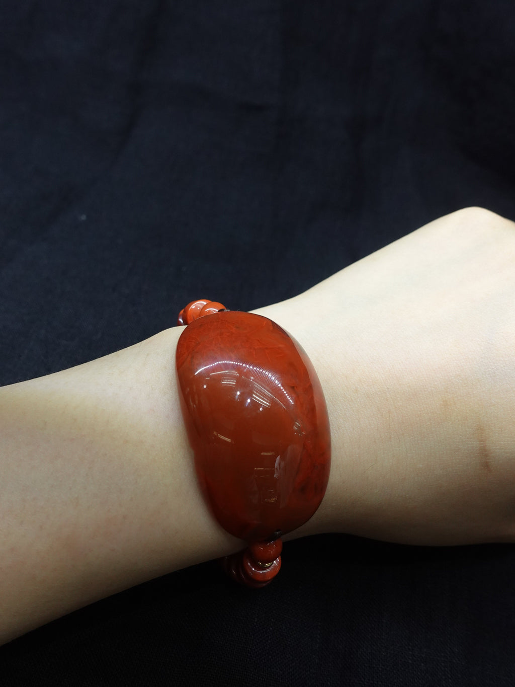 "Crimson Blaze of Fortune" Big Nanhong agate Bracelet