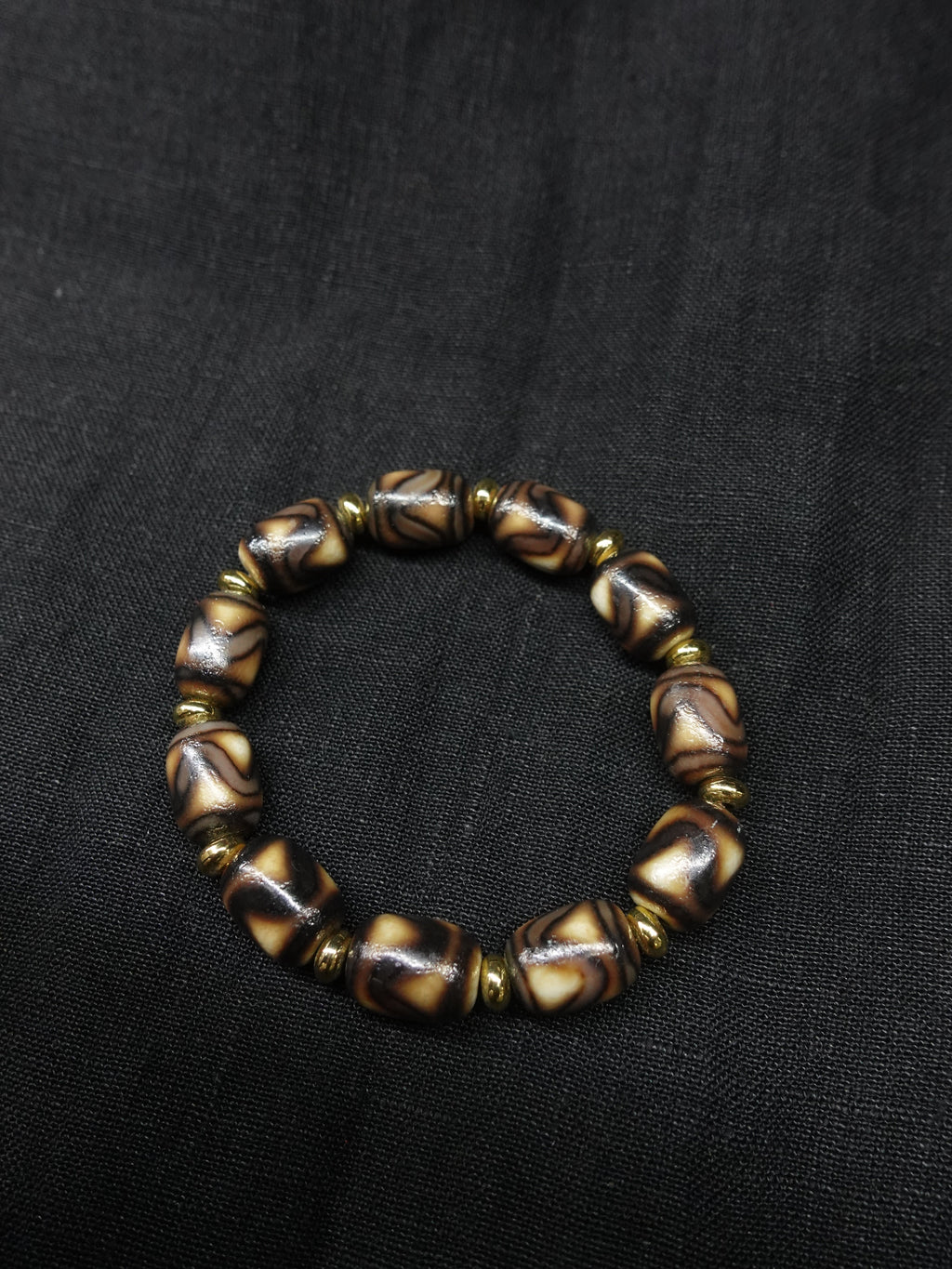 Tiger's Eye Dzi Bead Bracelet for health