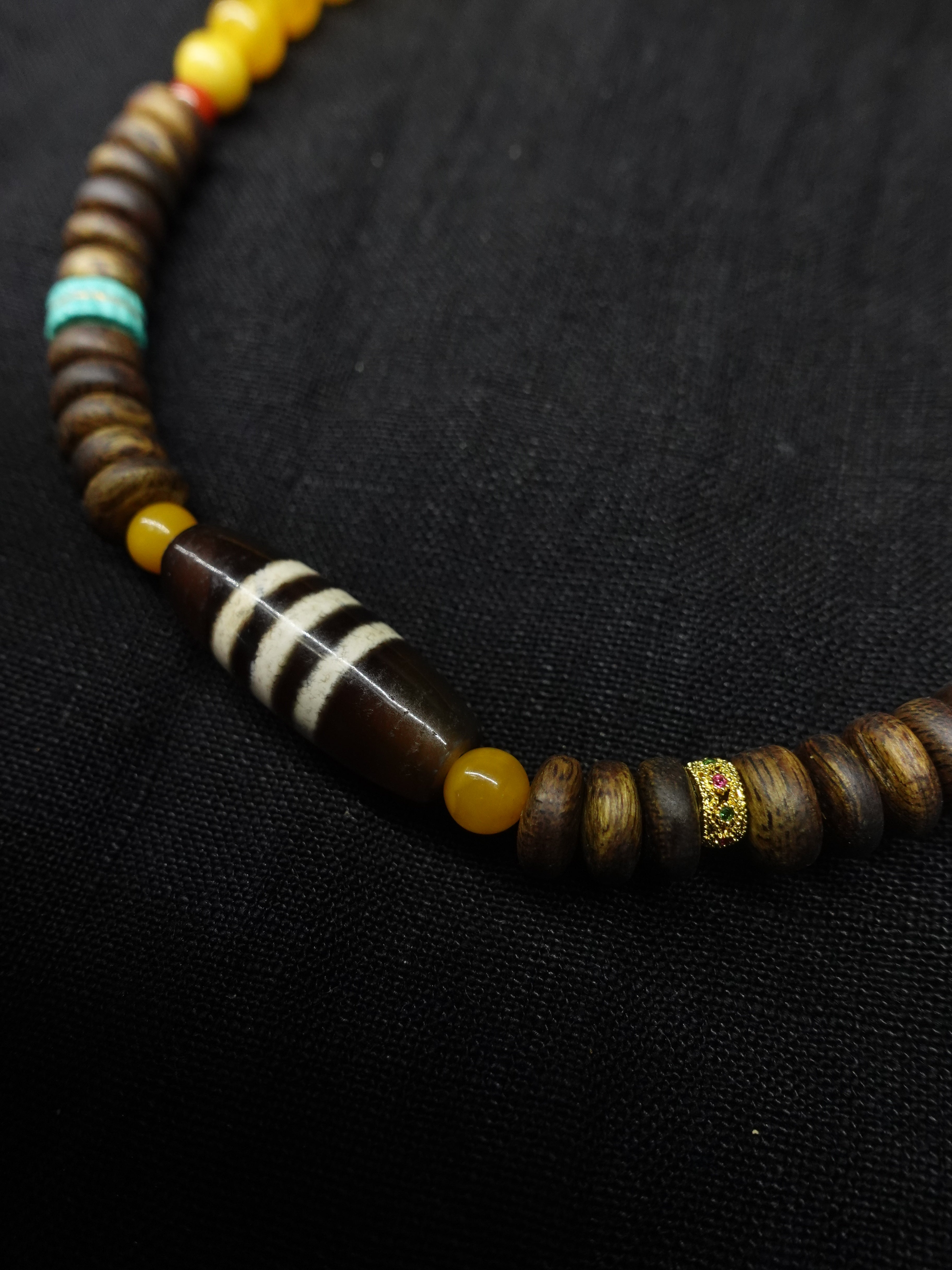 Amber and Agarwood Bracelet