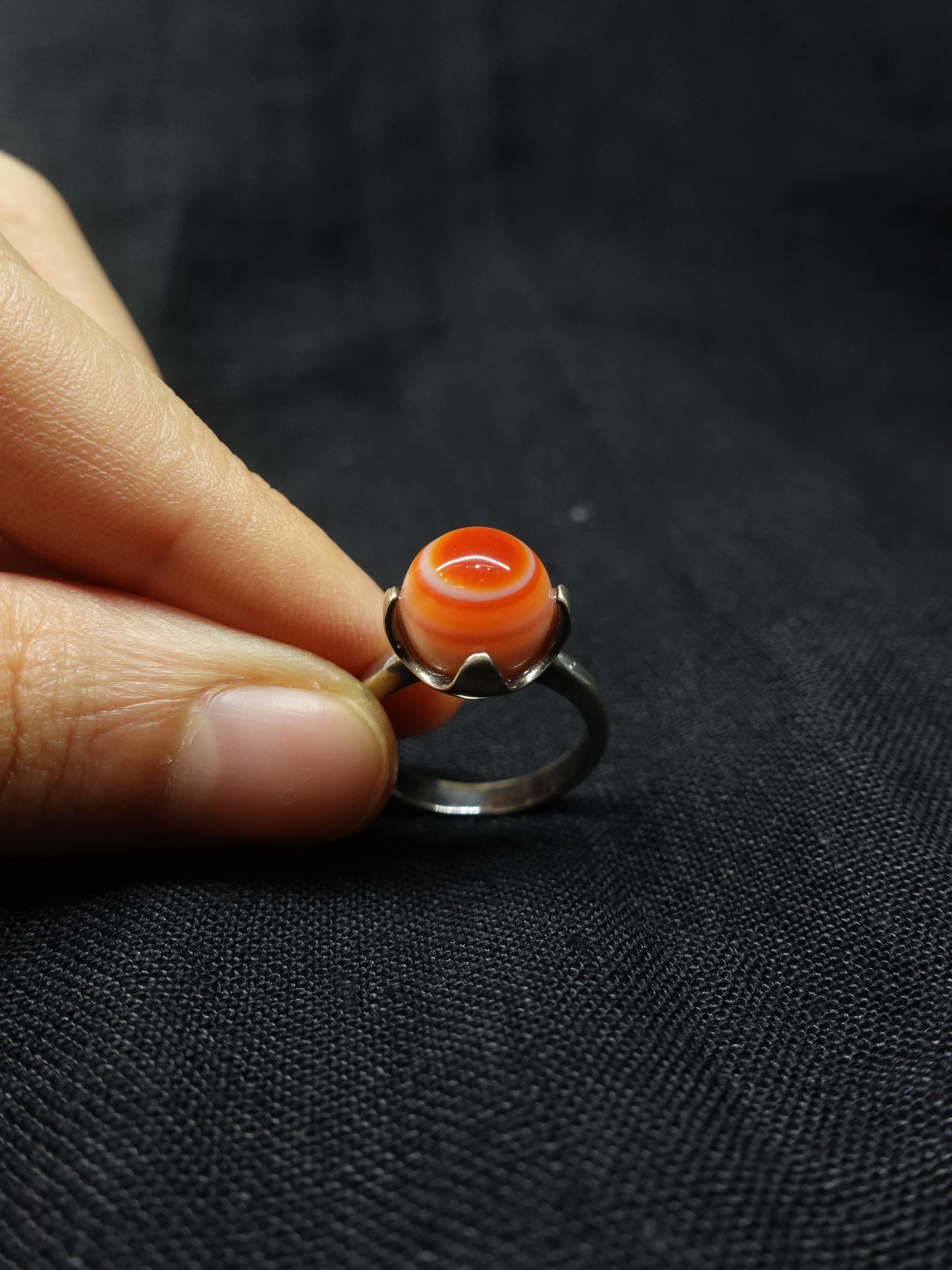 Round South Red Ring