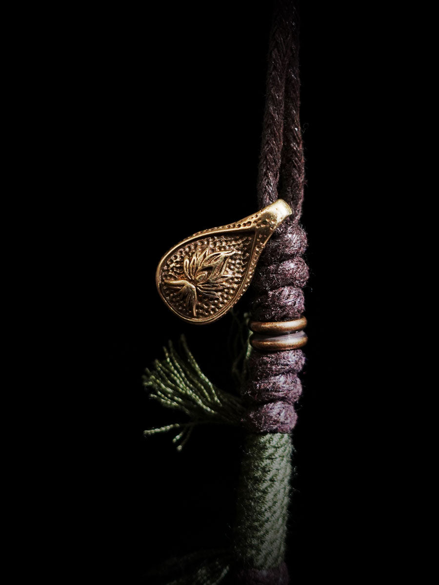 Protection Balance Necklace | Clear Quartz Four-Pronged Vajra