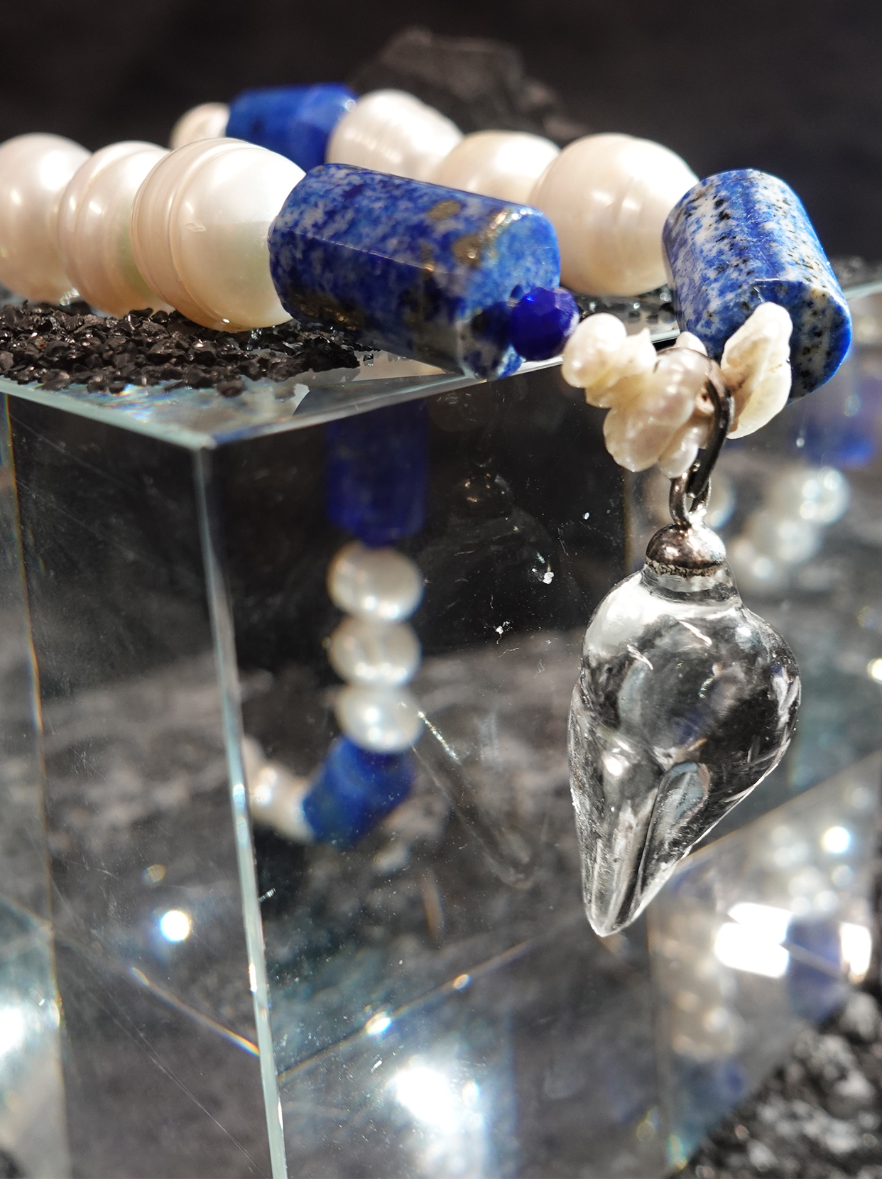 Sacred Lake Buddhist Chanting Lapis Lazuli Pearl Necklace