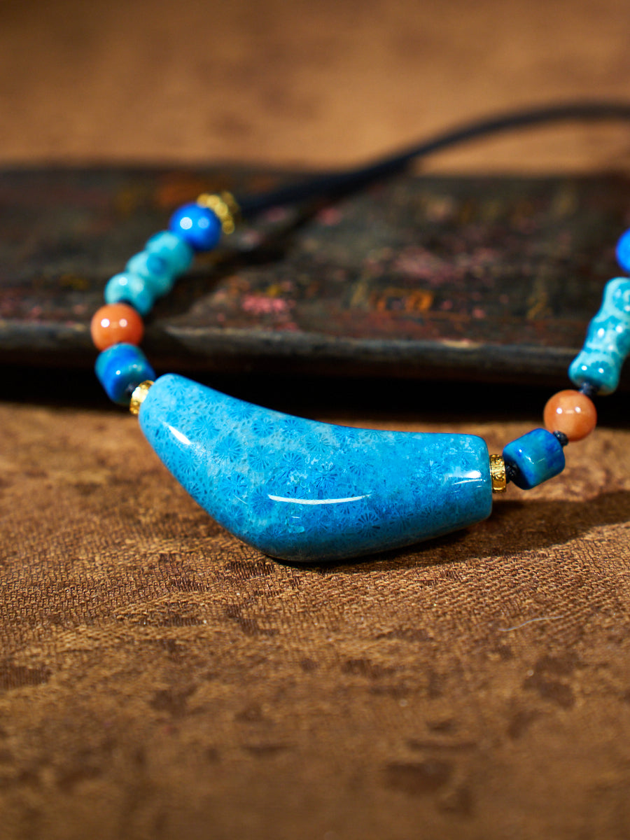 Lapis Quiet · Arc Agatized Corale Necklace