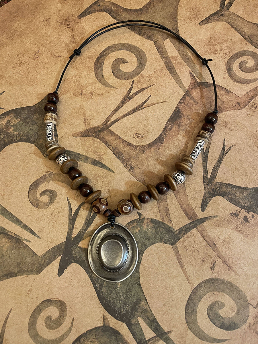 Stone Road Tibetan Silver Agate Pendant Necklace