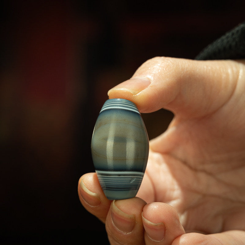 Tibetan Darlo-Form Blue-Soaked Buddha-Eye Qiong Banded Agate Antique Bead – Specimen Grade, Rare Oval Form