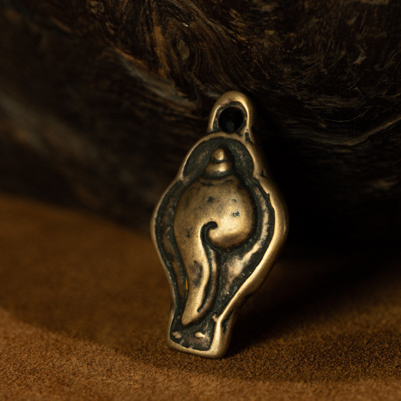 Early Qing Dynasty Tibetan Sky Copper Conch Shell Thogchag – Mini Personal Amulet, Exceptional Patina