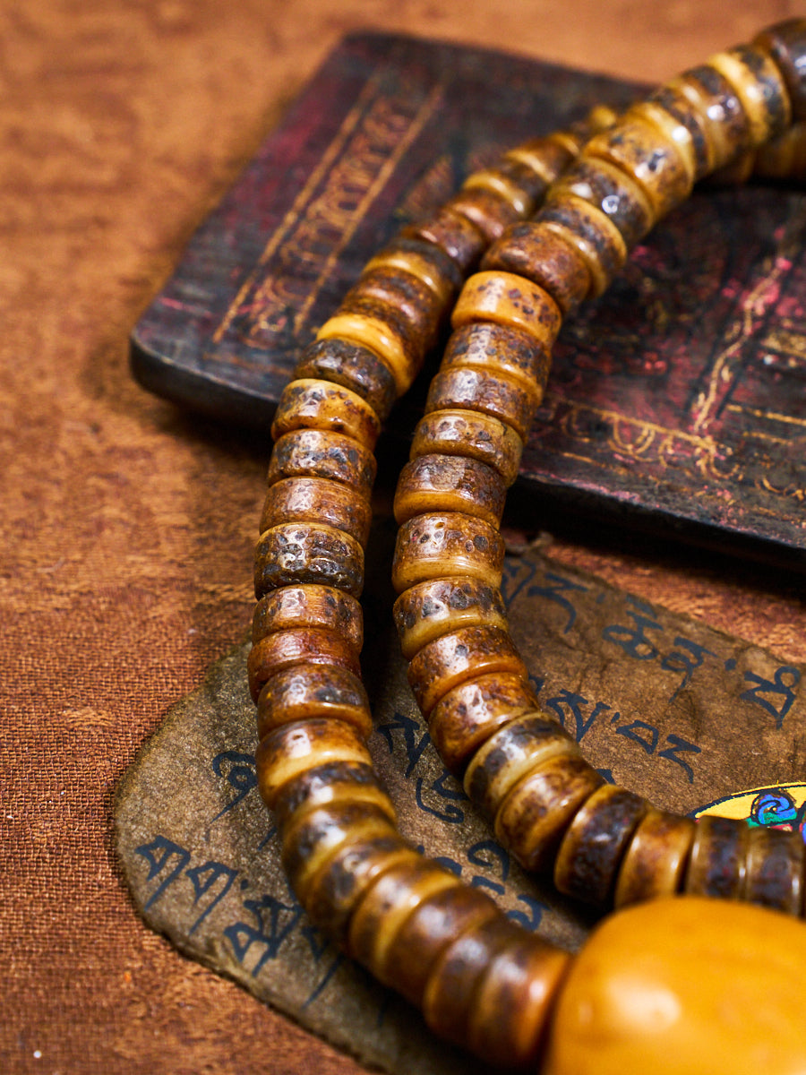 Temple Blessed 108 Skull Bone Disc Beeswax Garuda Tibetan Mala Necklace