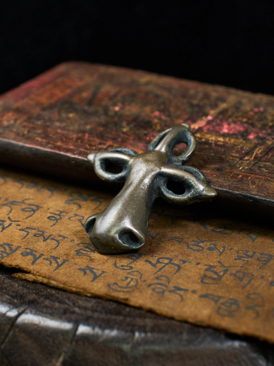 Karma Vajra Thokcha Sky Iron Tibetan Cross Vajra Altar Object