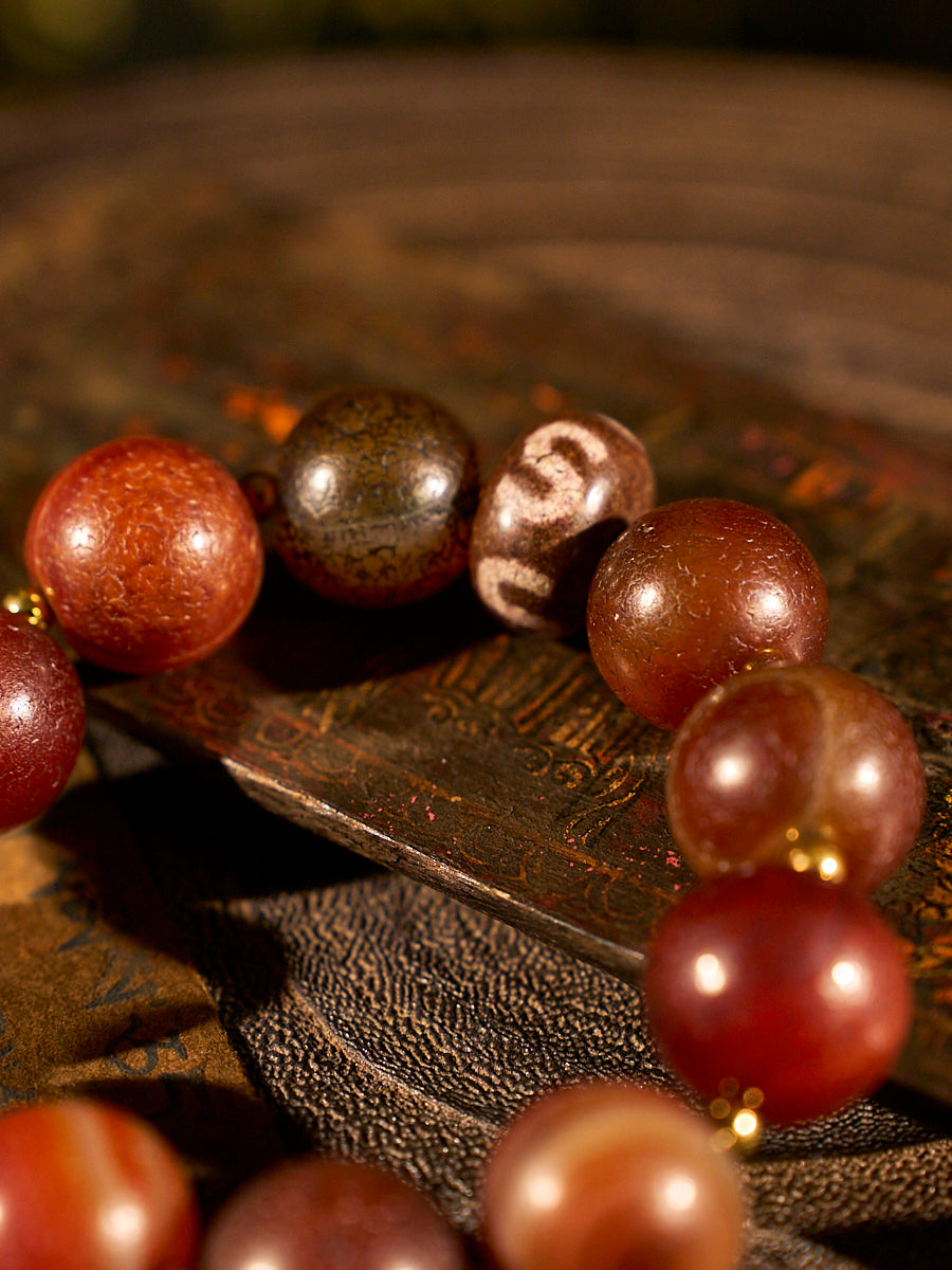 Confidence Glow Agate Bracelet