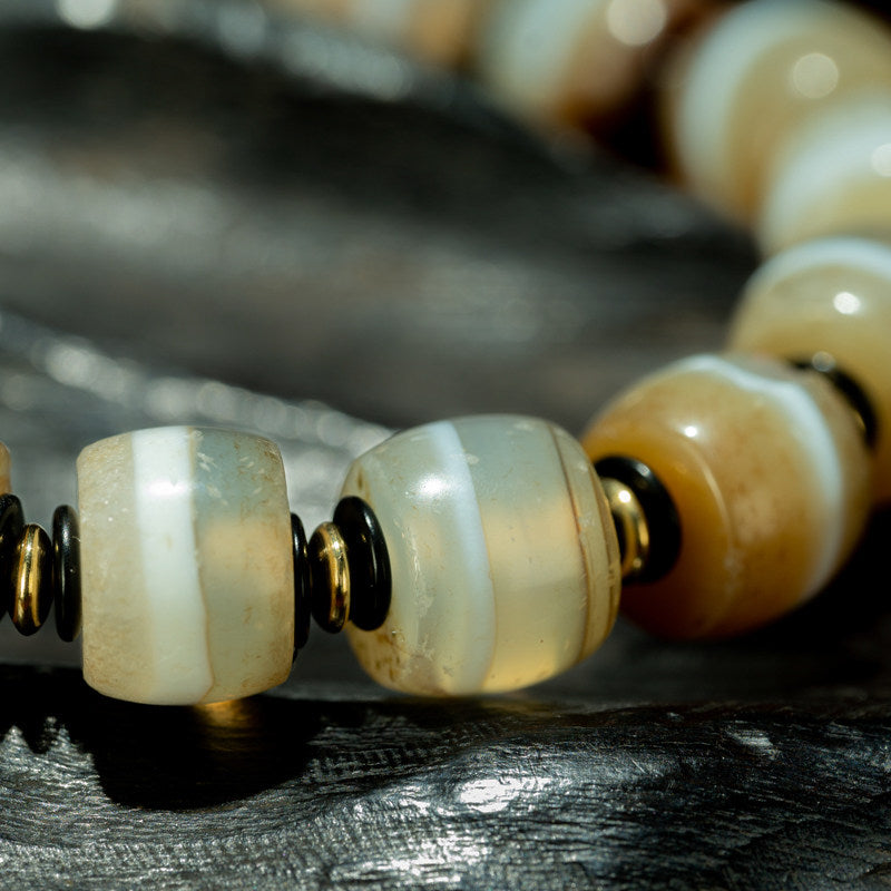 Tibetan Millennium Medicine Buddha Dzi Drum Bead Bracelet – Single-Line Milky Etched, Eastern Tibet