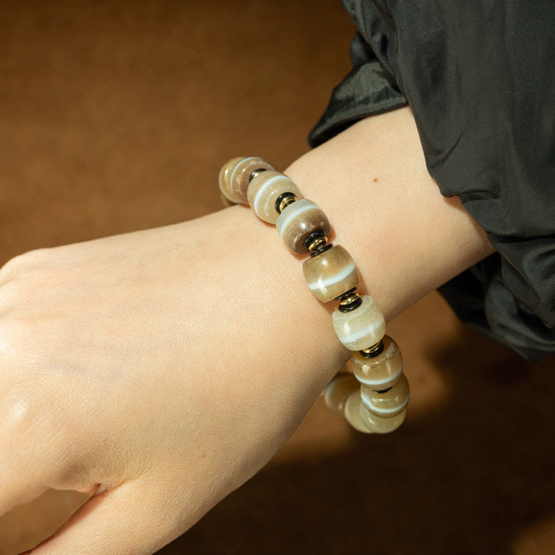Tibetan Millennium Medicine Buddha Dzi Drum Bead Bracelet – Single-Line Milky Etched, Eastern Tibet