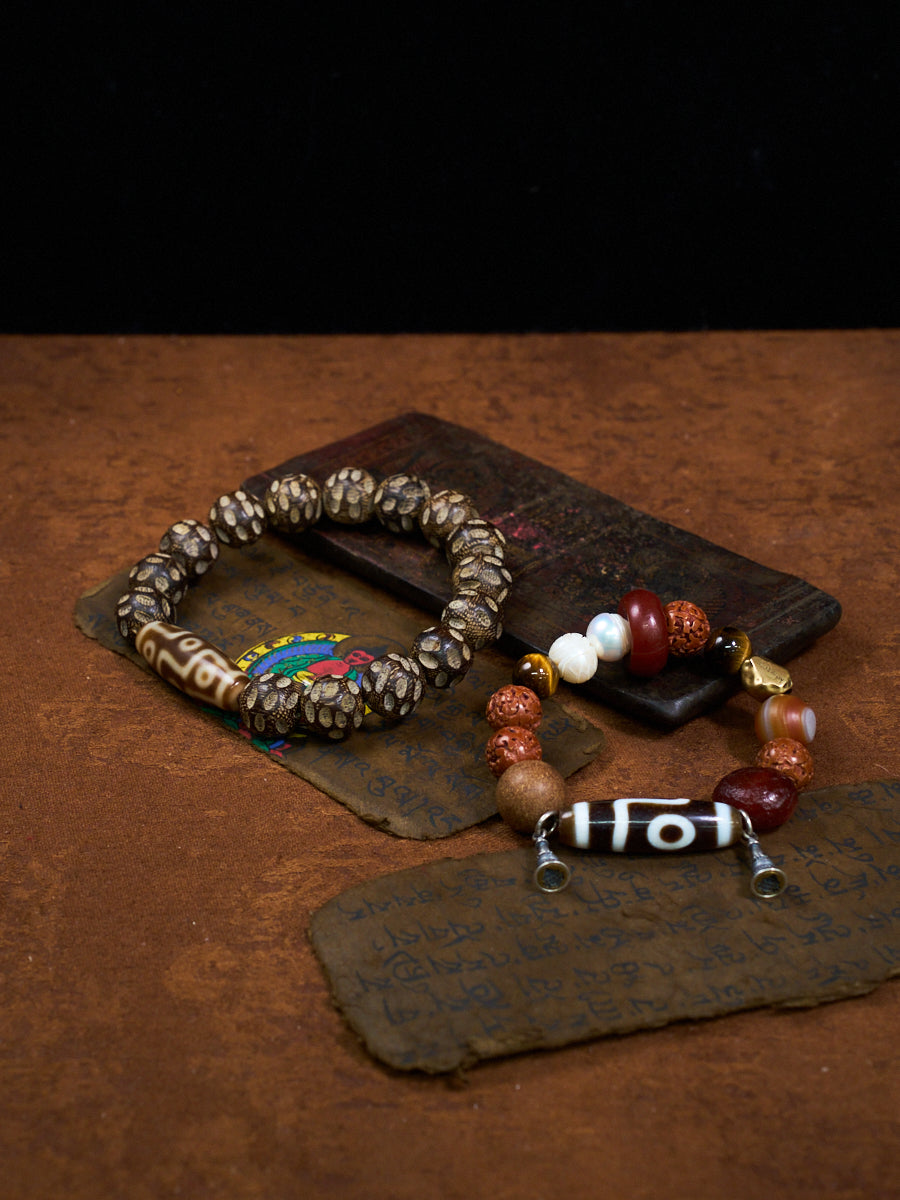 Rare Vintage Nine-Eye Dzi Totem Agarwood Healing Tibetan Bracelet